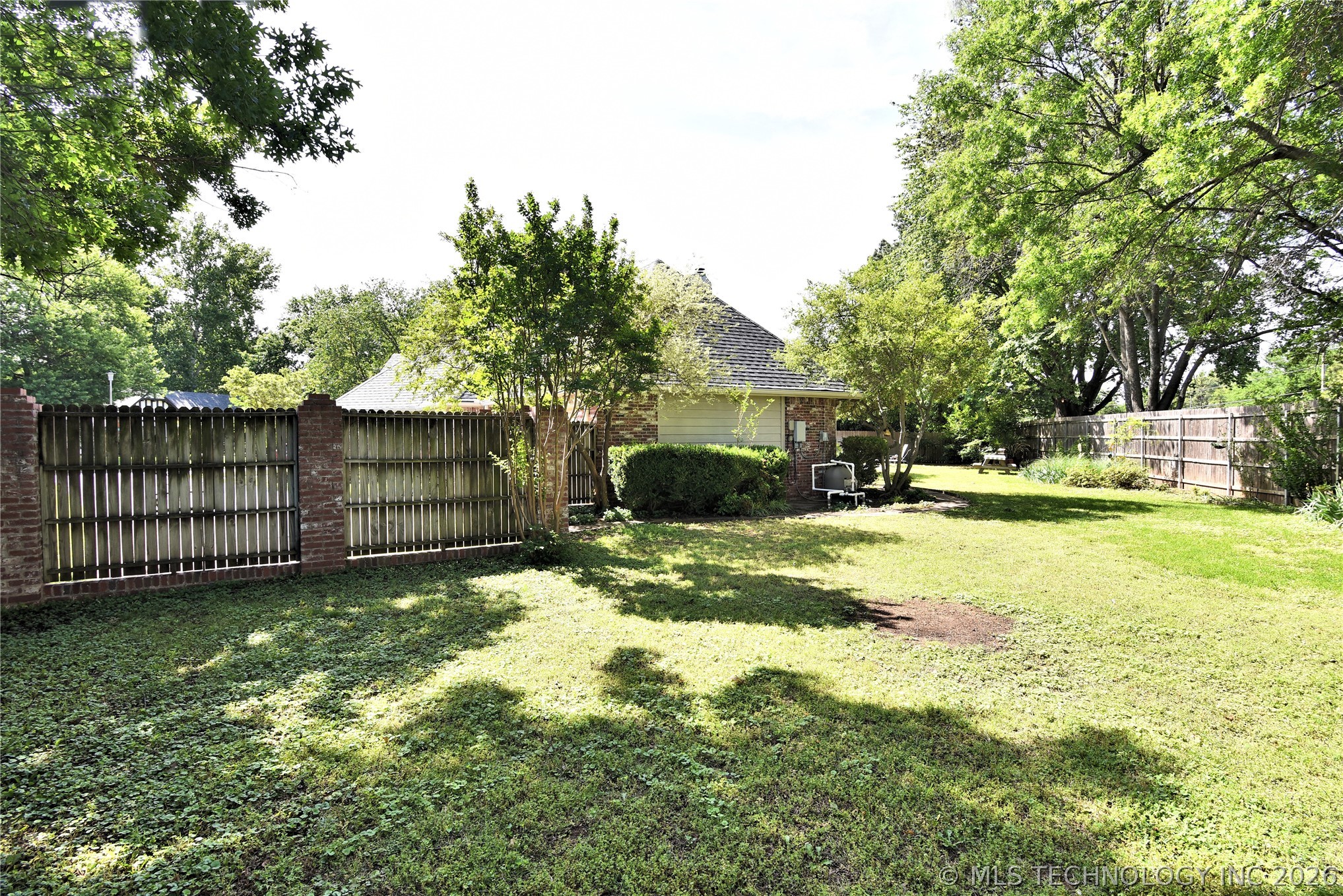8704 S Delaware Place Tulsa OK 74137