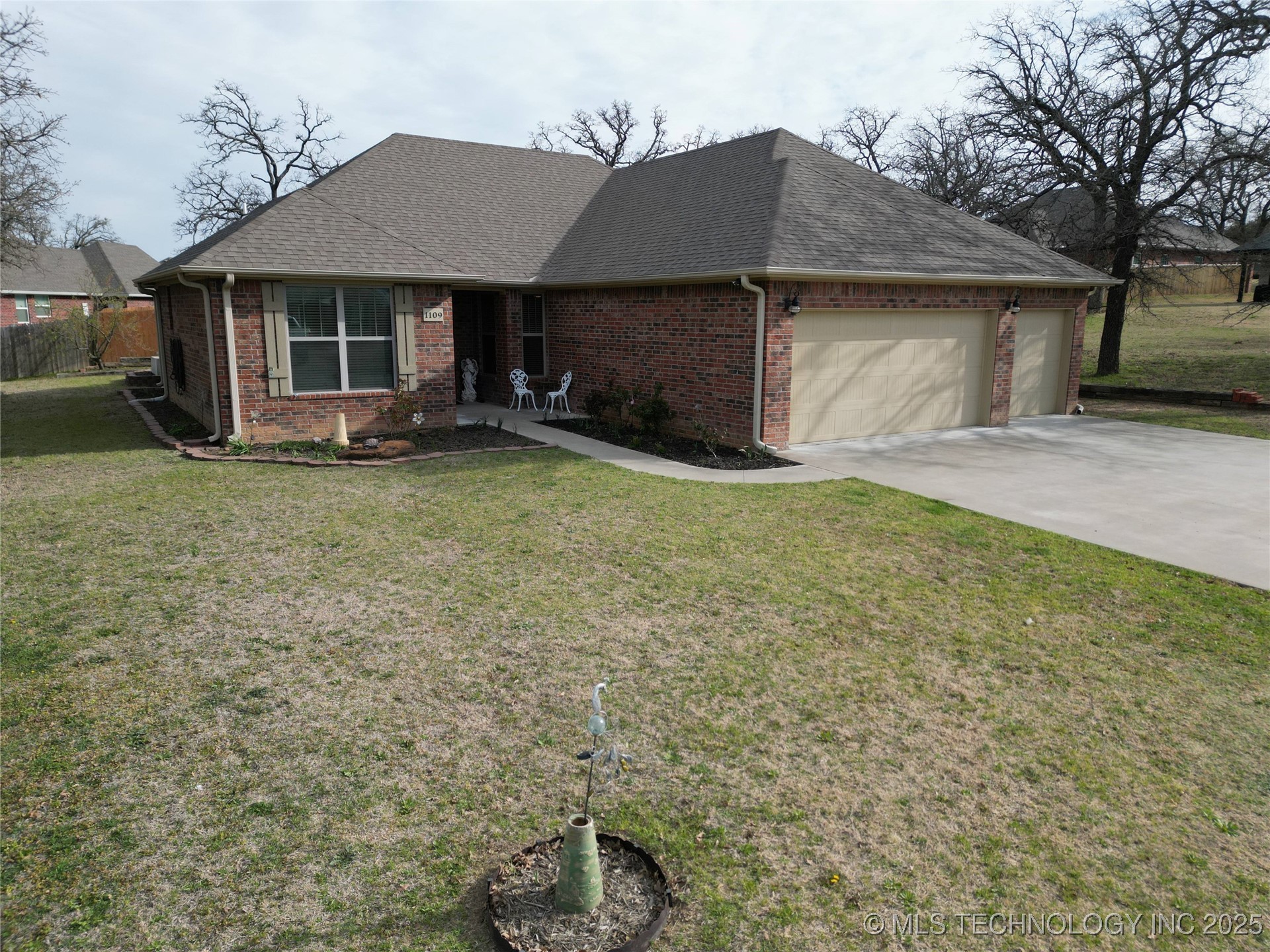 1109 Stone Creek Place Ardmore OK 73401