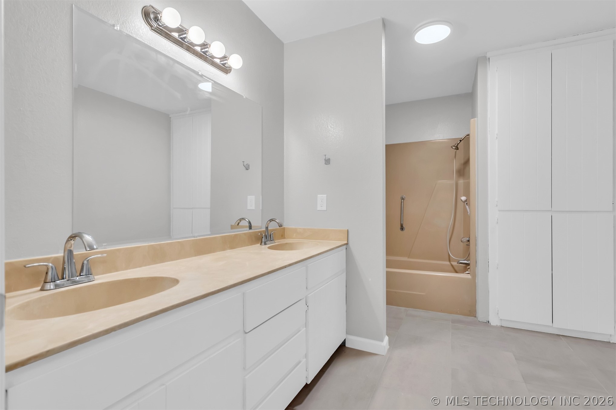 39 Melody Lane Lone Grove OK 73443