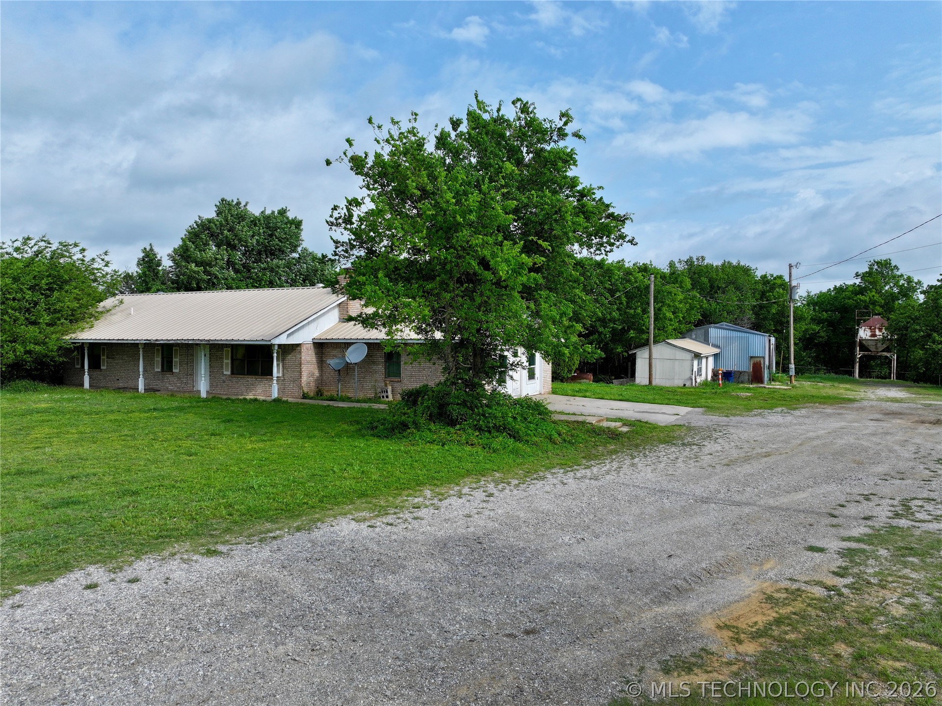 22099 E County Road 1710 Elmore City OK 73433