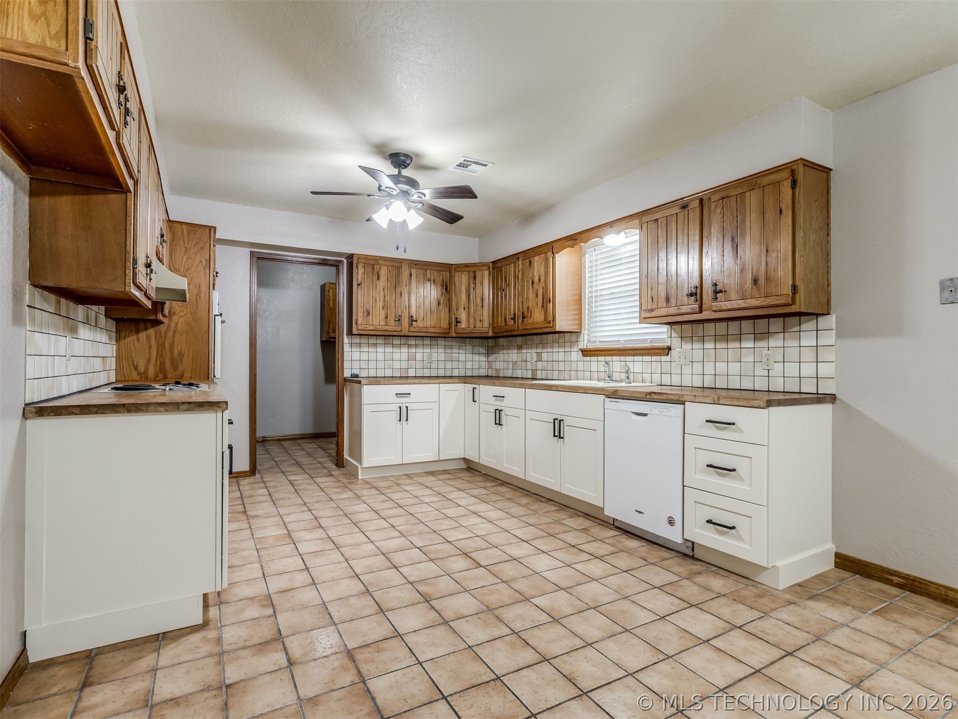 415641 E 1094 Checotah OK 74426