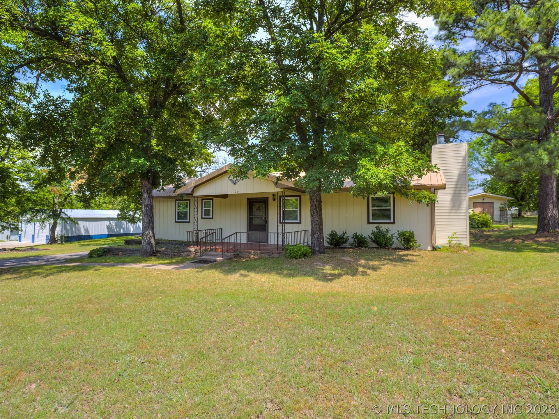 415641 E 1094 Checotah OK 74426