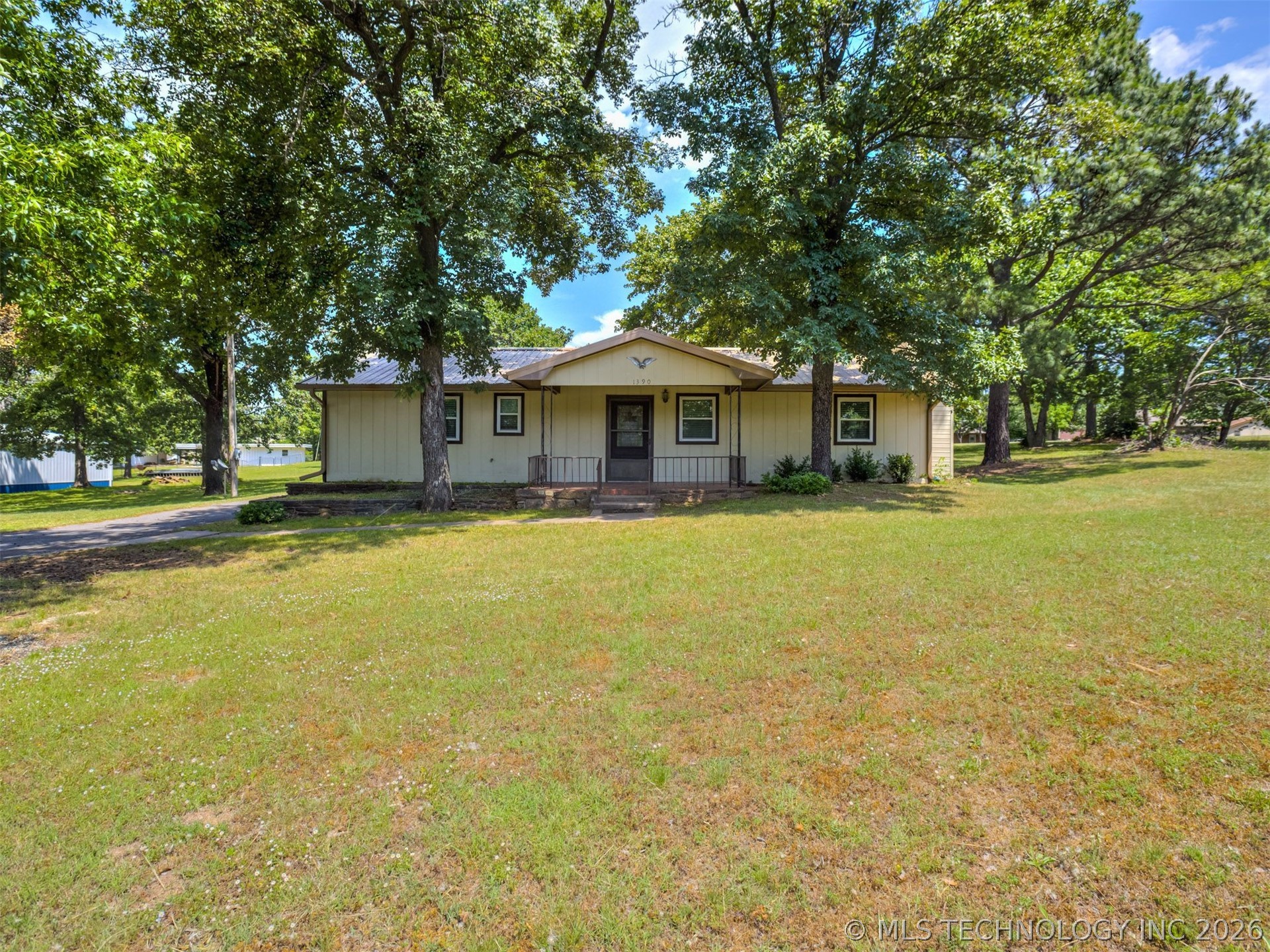 415641 E 1094 Checotah OK 74426