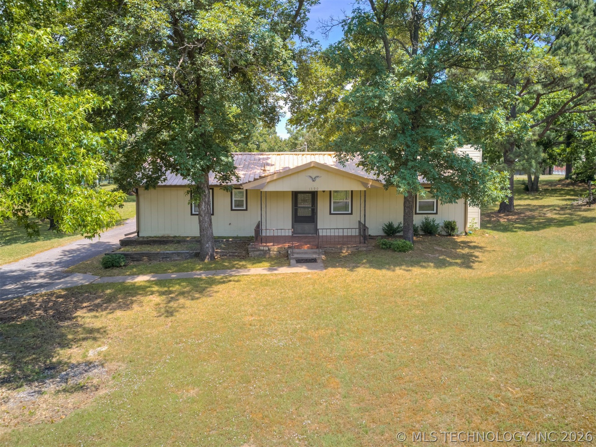 415641 E 1094 Checotah OK 74426