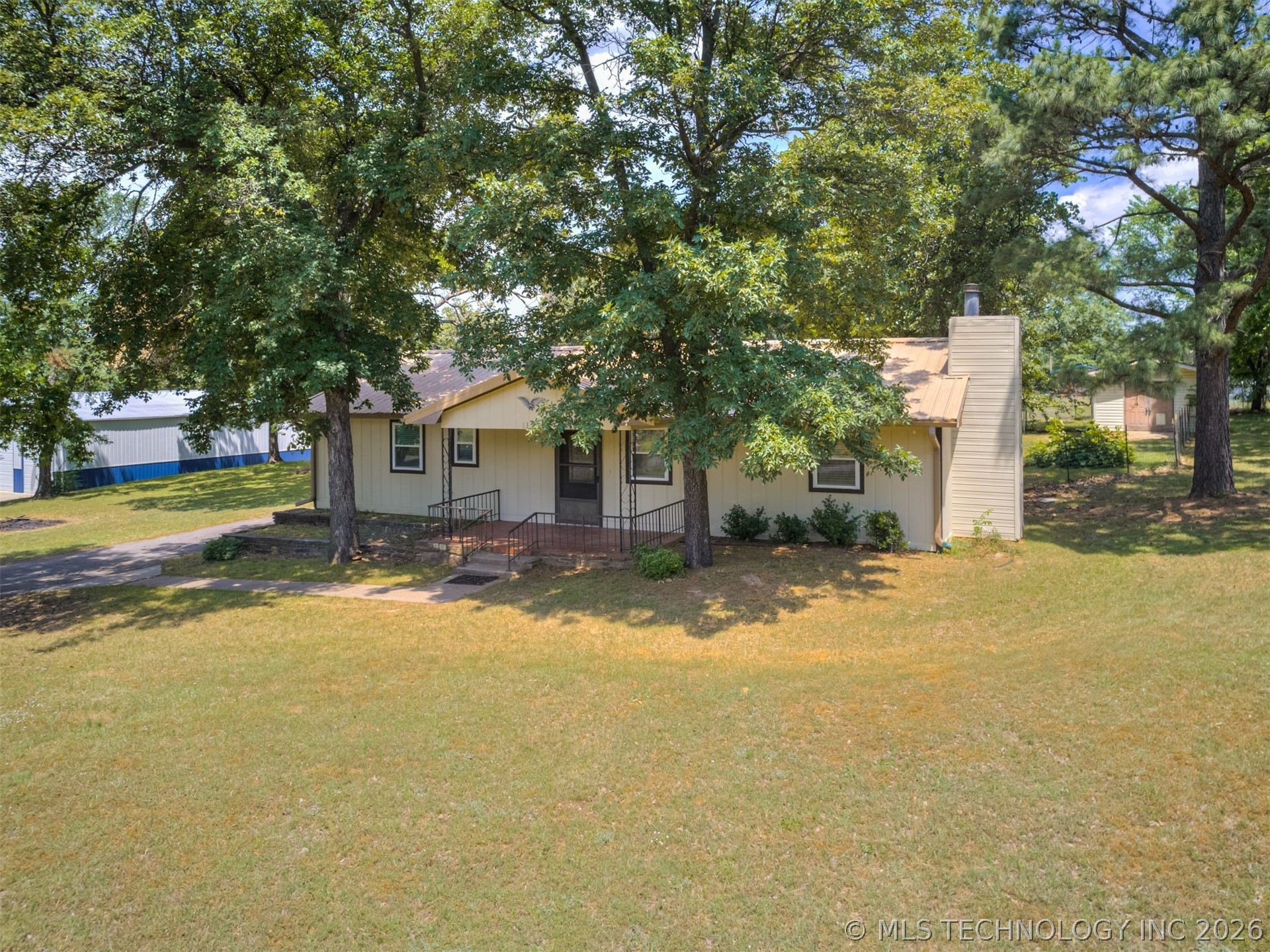 415641 E 1094 Checotah OK 74426
