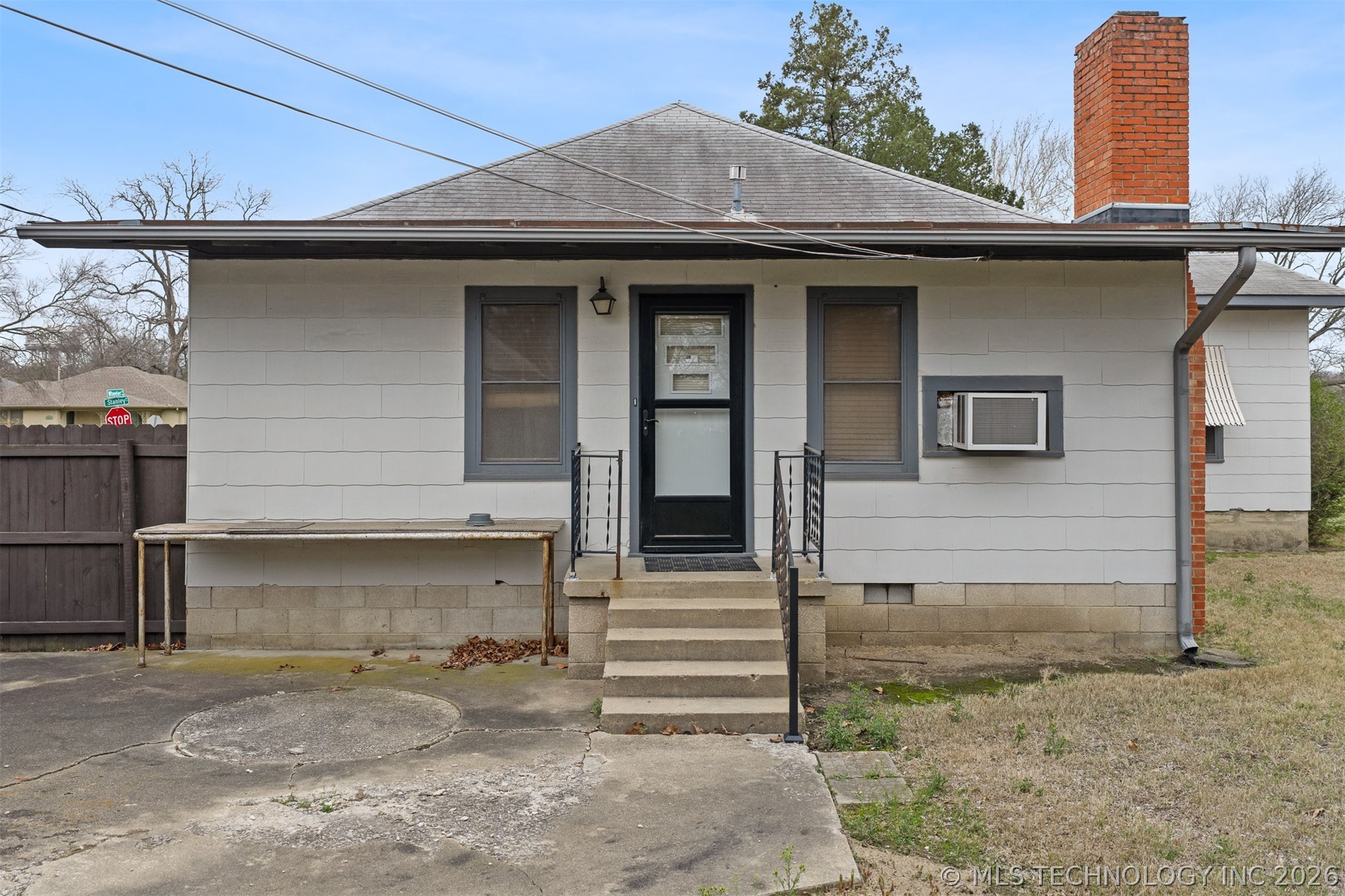 1103 Stanley SW Ardmore OK 73401