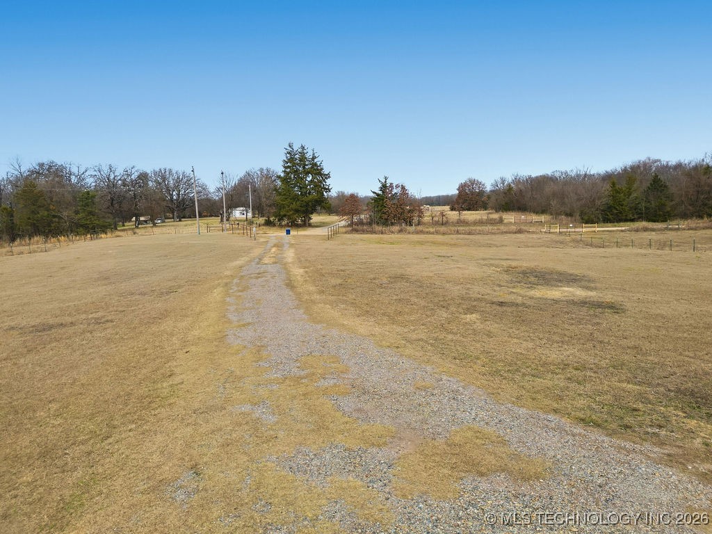 1676 W Folsom Caney OK 74533