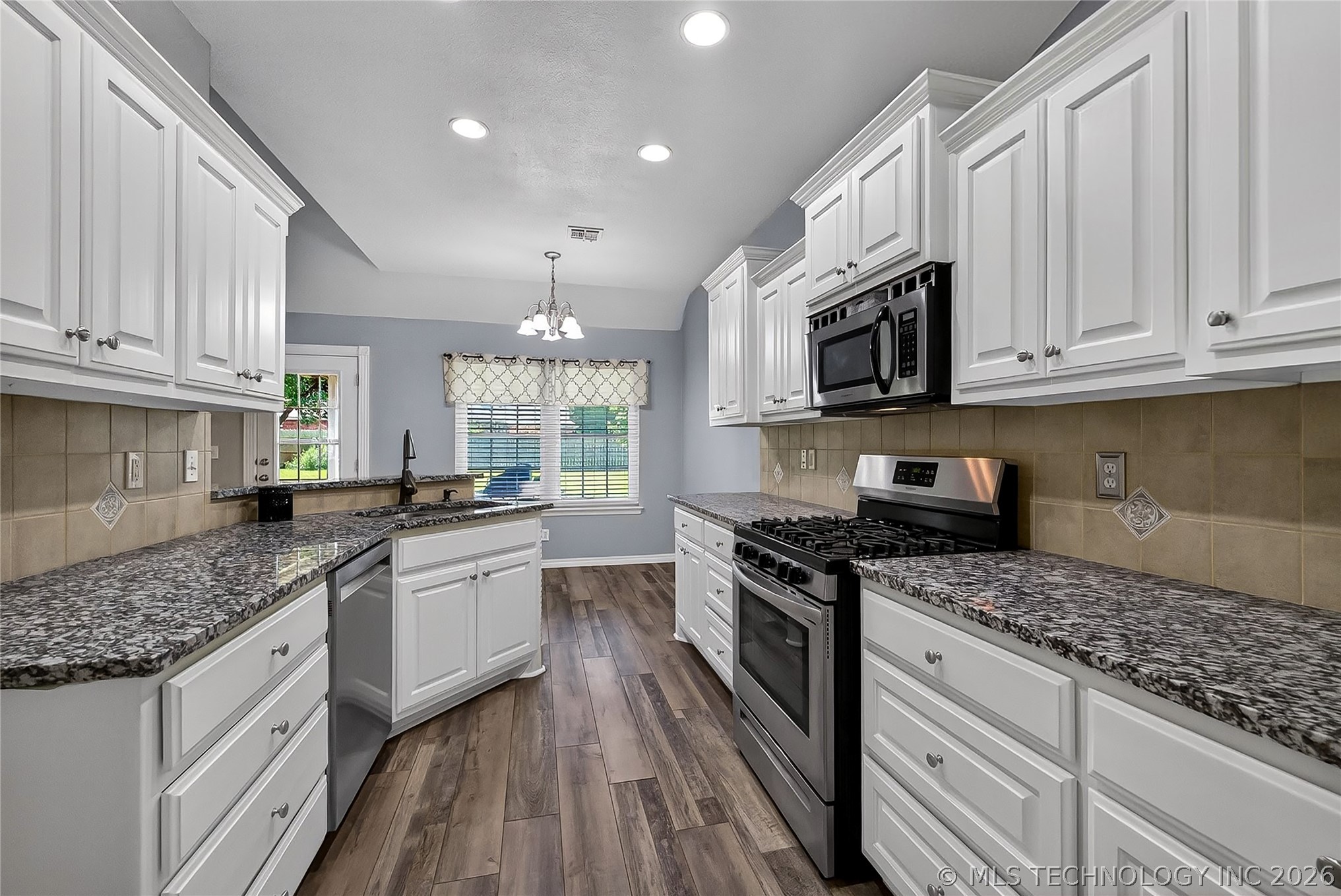 13168 N 131 Avenue Collinsville OK 74021