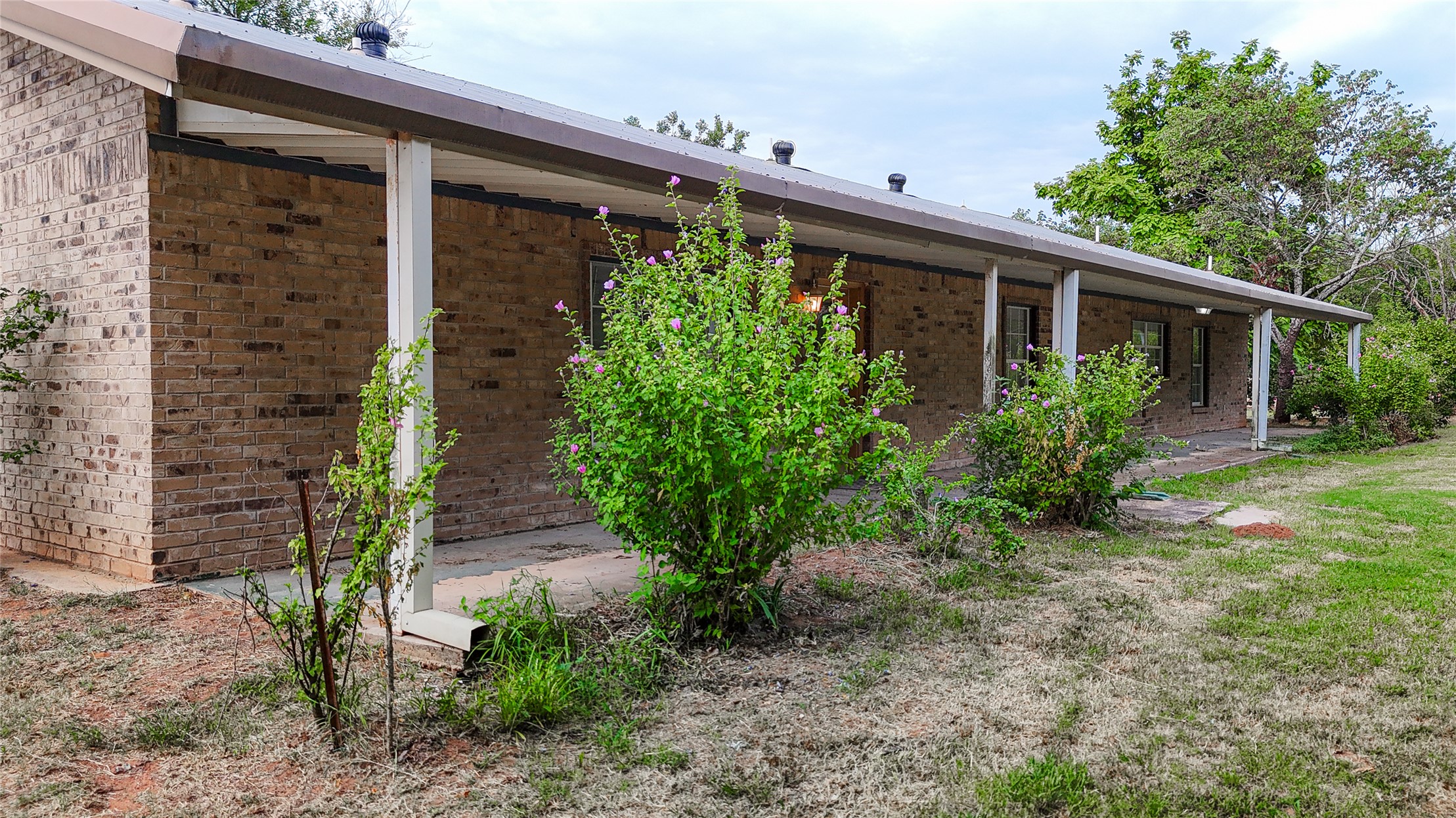 334169 E 1010 Road Harrah OK 73045