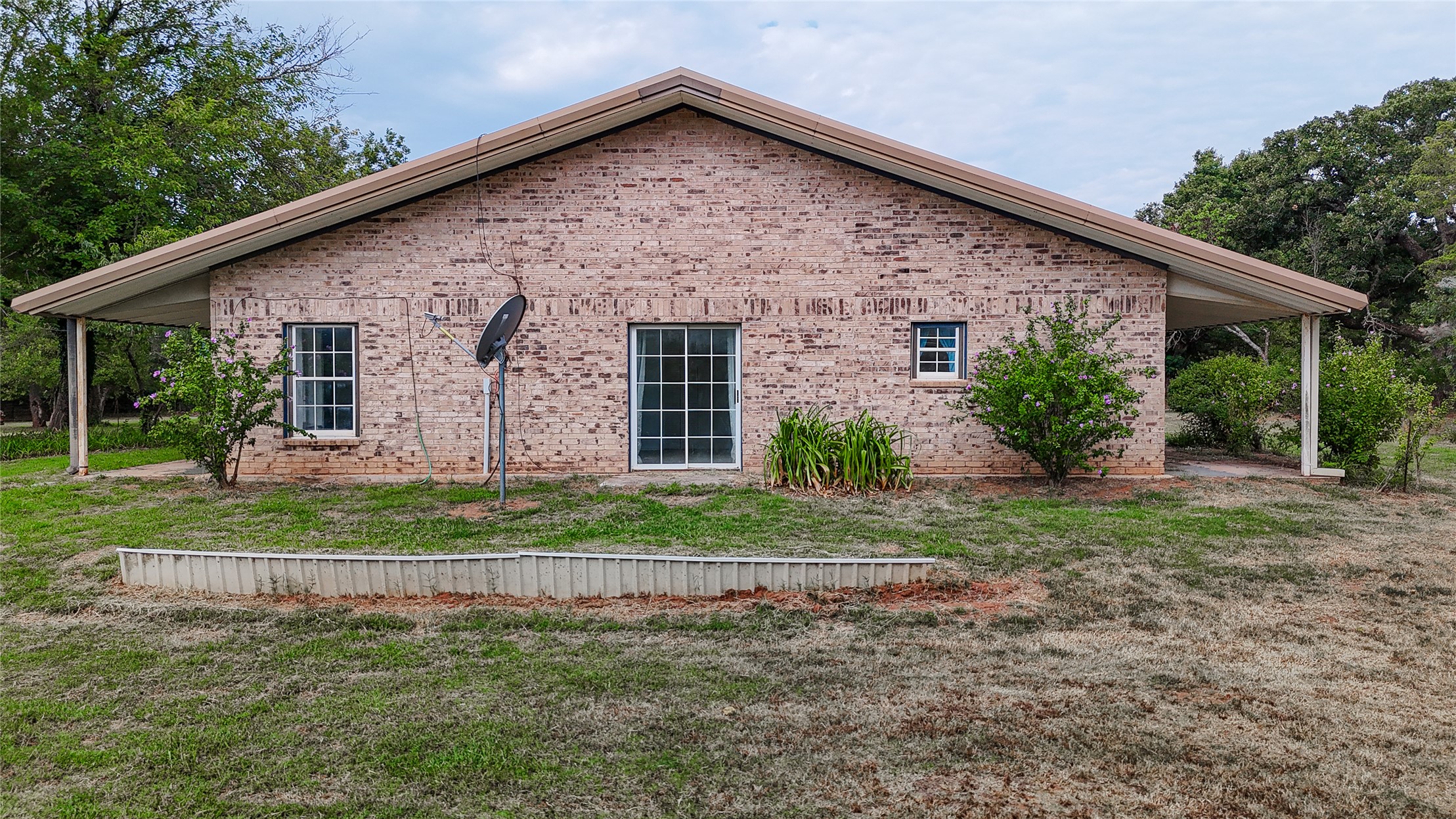 334169 E 1010 Road Harrah OK 73045