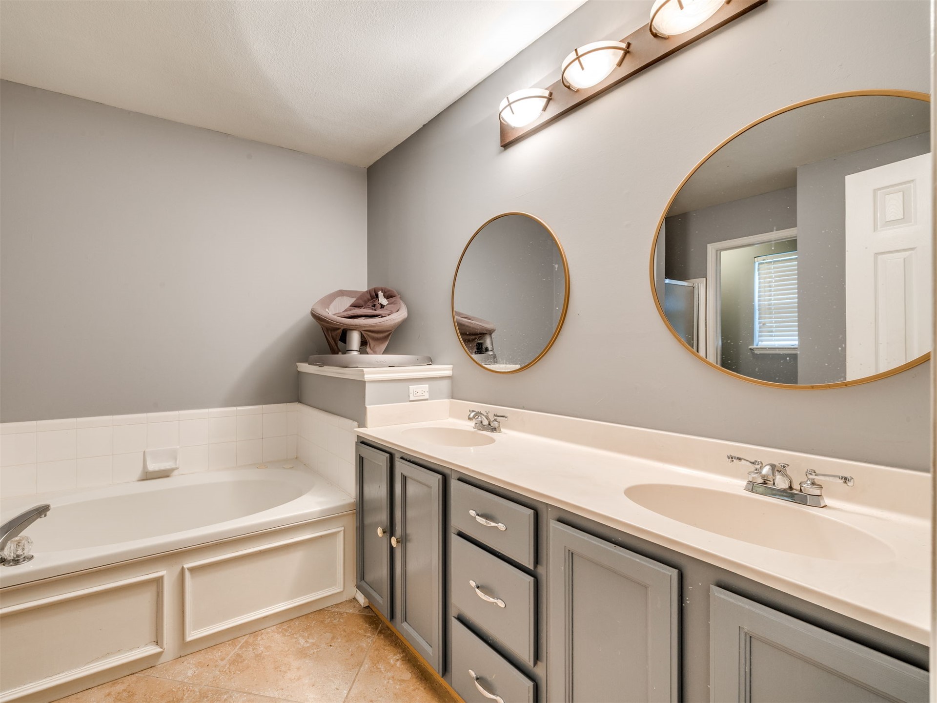 2500 W Laredo Street Broken Arrow OK 74012