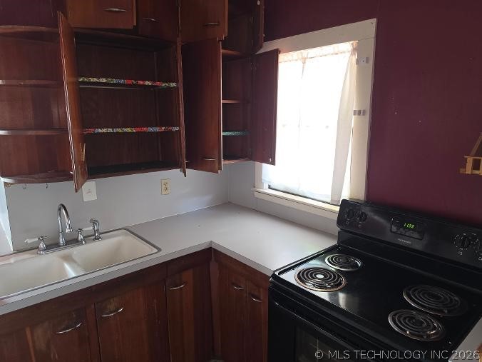 207 S 8th Street Okemah OK 74859