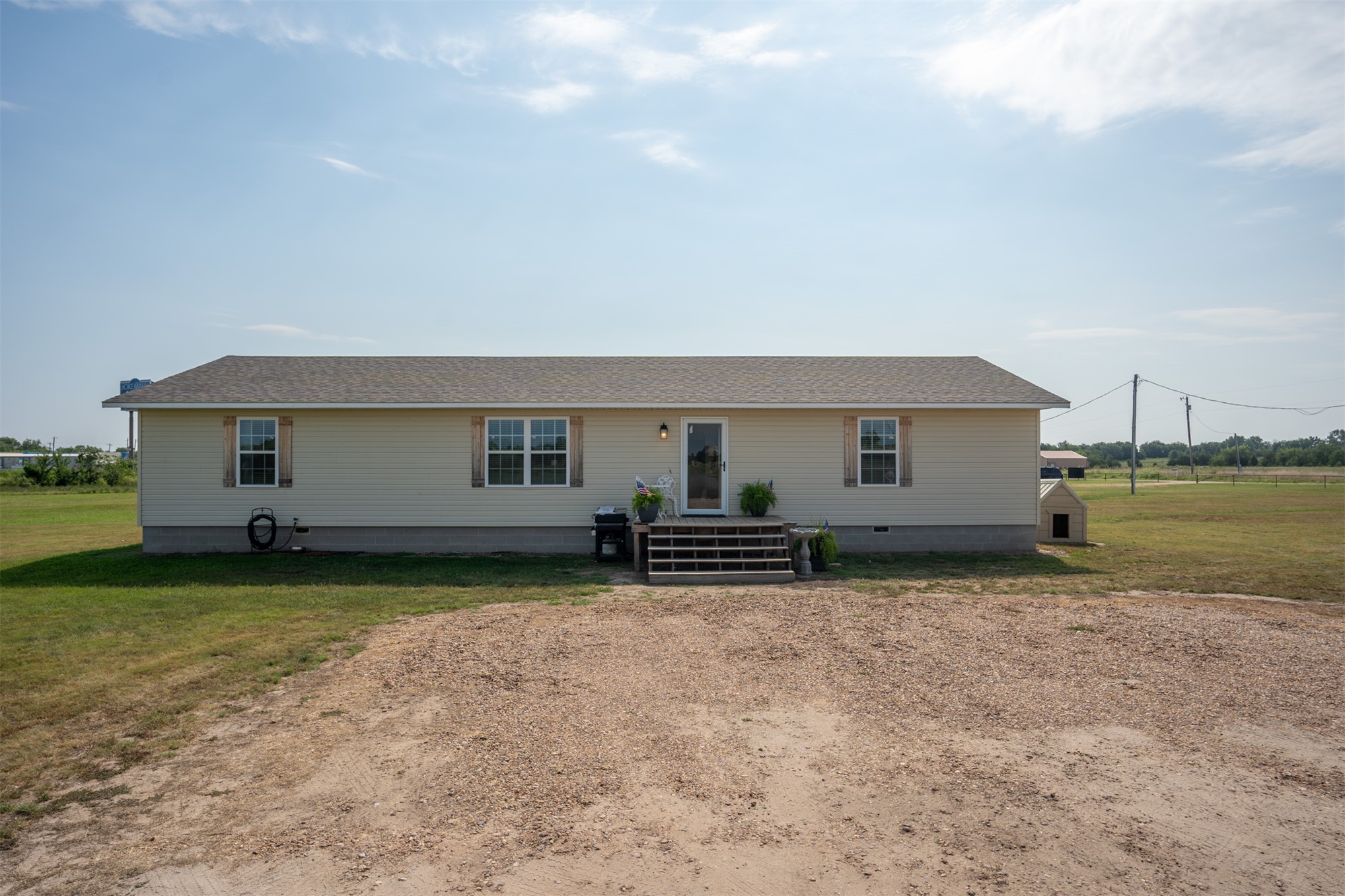 208 W Hollie Okemah OK 74859