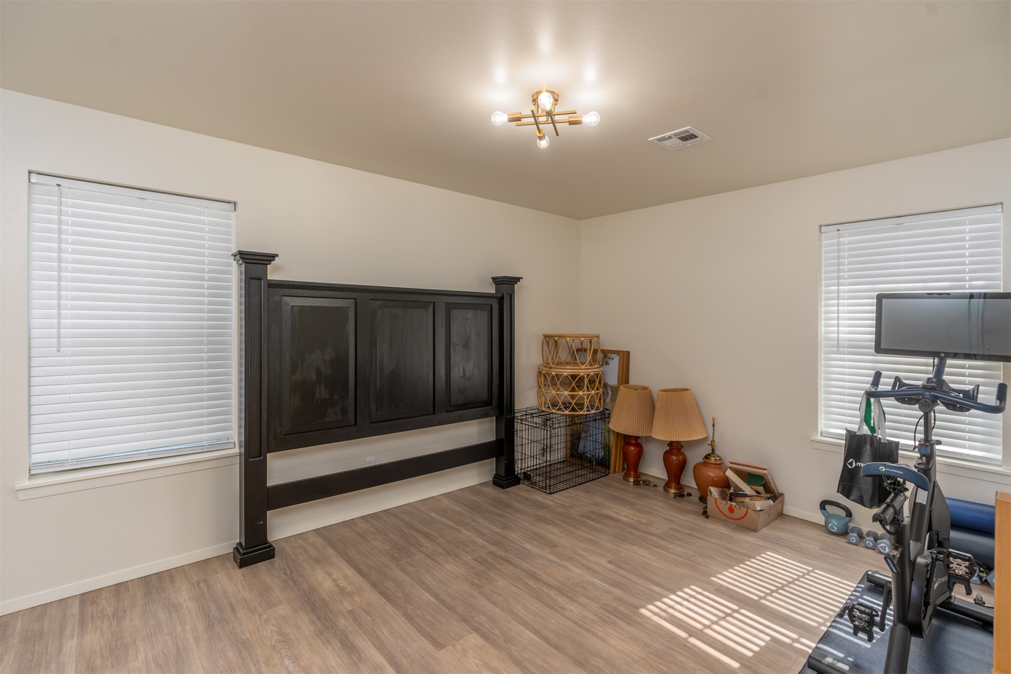 208 W Hollie Okemah OK 74859