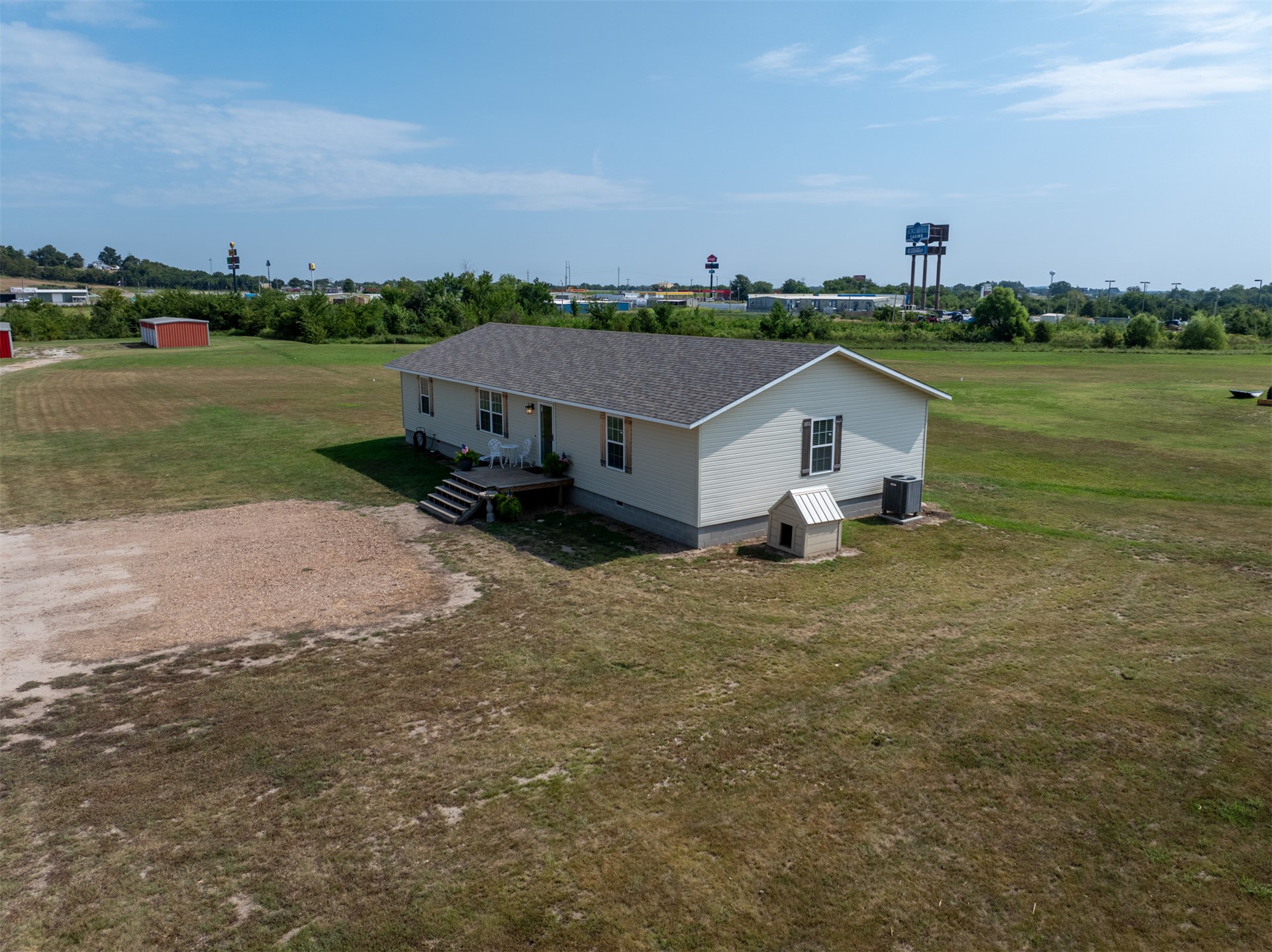 208 W Hollie Okemah OK 74859