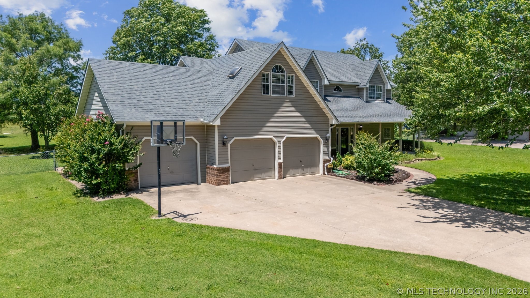 1805 NE Oakridge Drive Claremore OK 74017