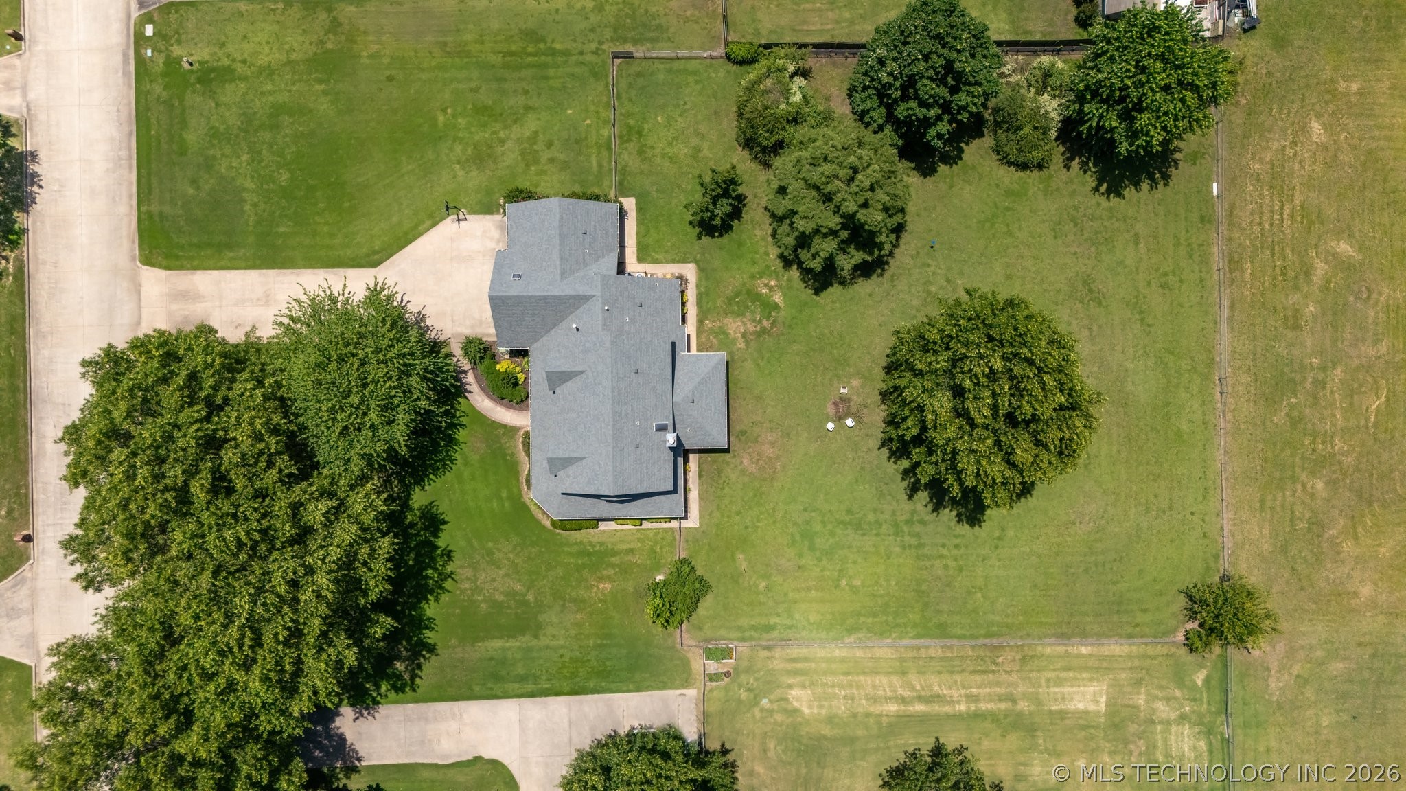 1805 NE Oakridge Drive Claremore OK 74017