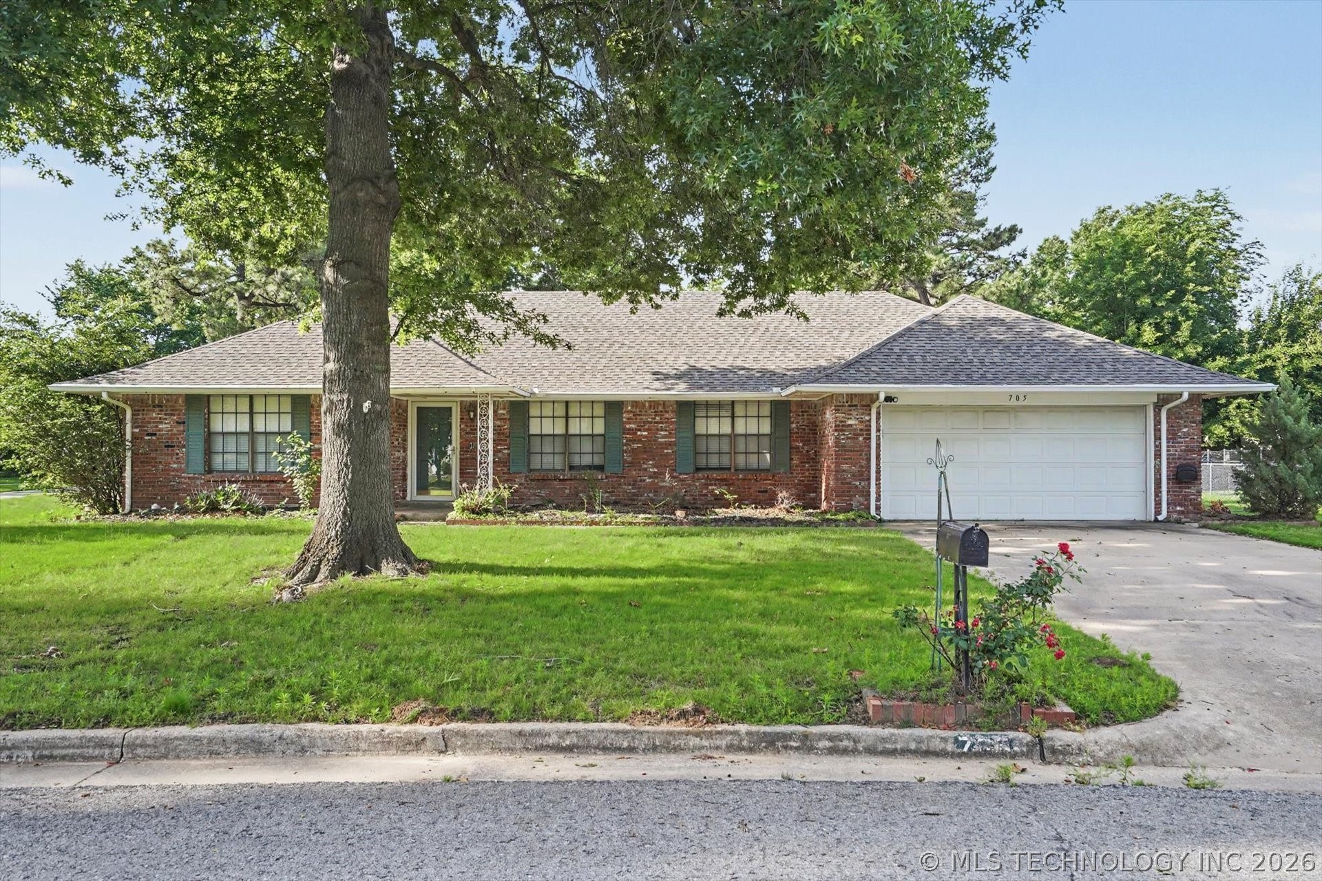 705 Magnolia Court Broken Arrow OK 74011