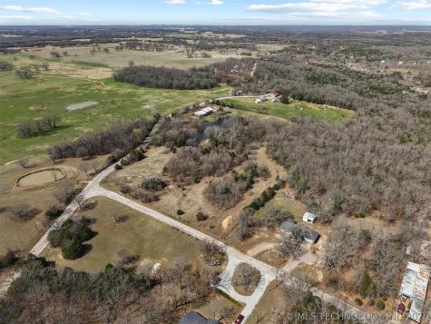 8500 S Rock Creek Street Tishomingo OK 73460