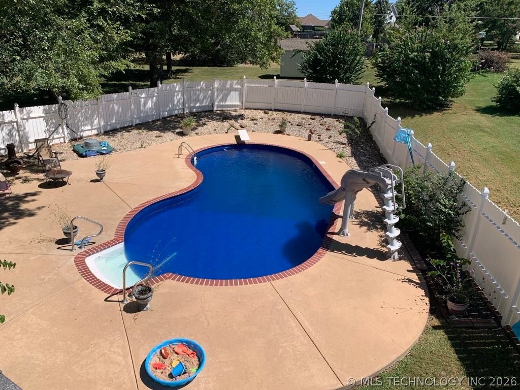 1113 Deer Creek Pryor OK 74361