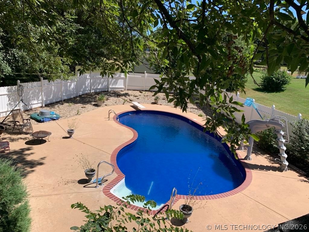 1113 Deer Creek Pryor OK 74361