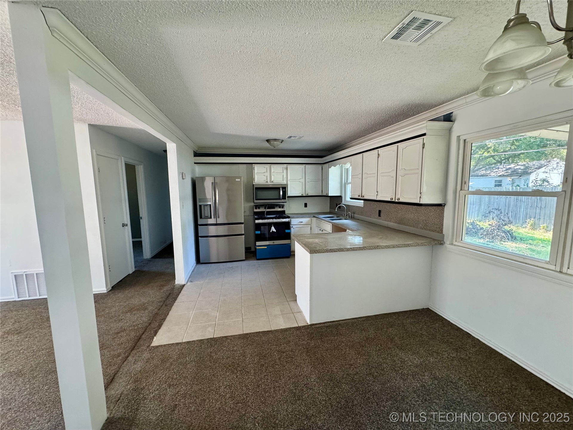 616 D Street SE Miami OK 74354