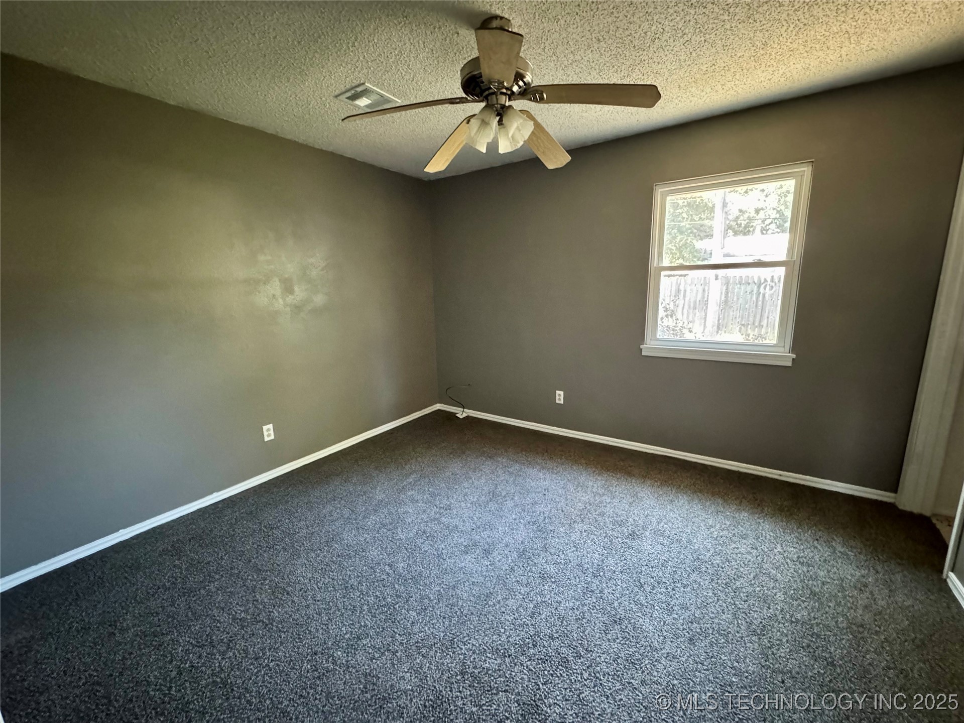 616 D Street SE Miami OK 74354