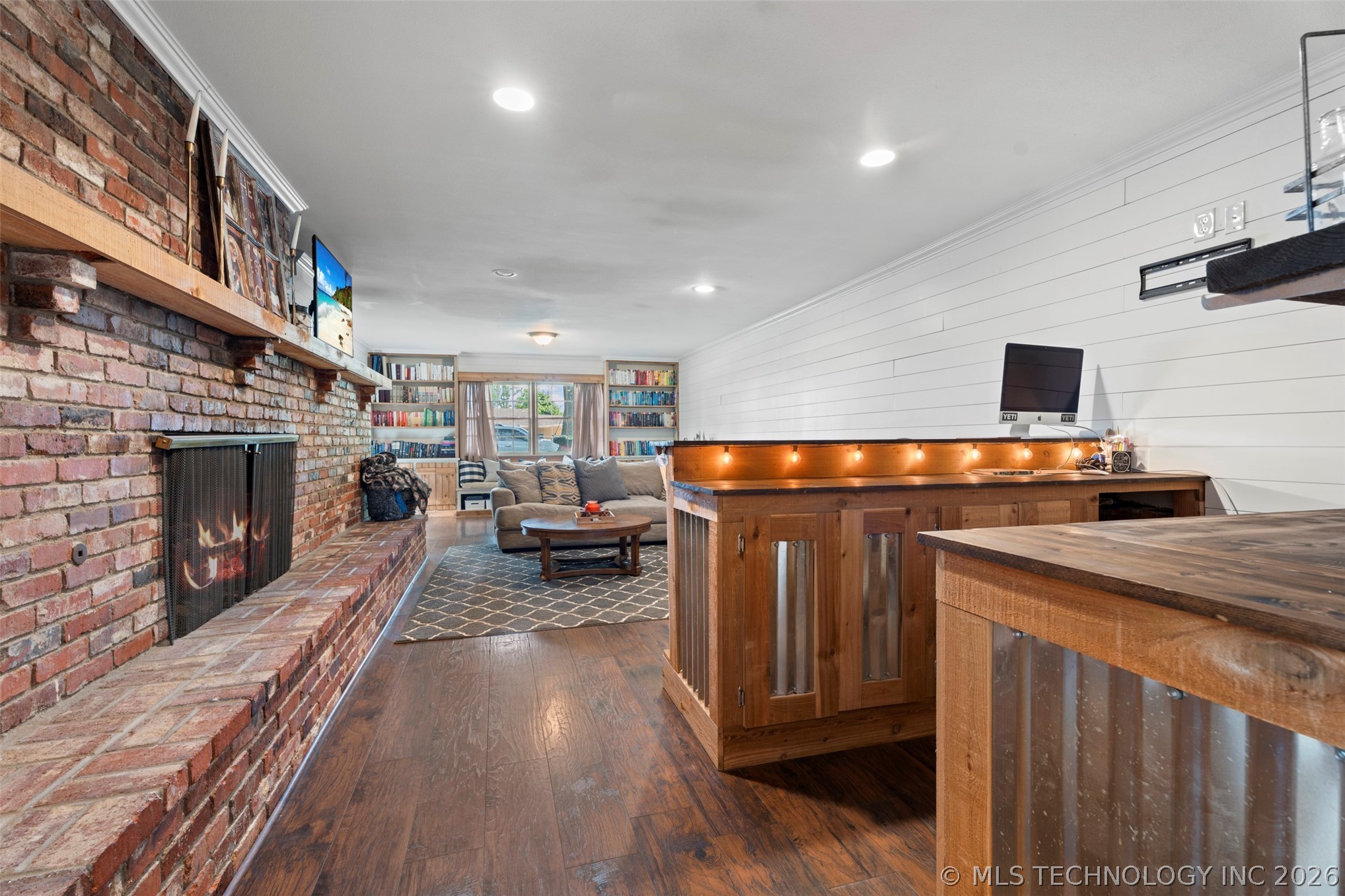 2102 Yale Avenue Miami OK 74354