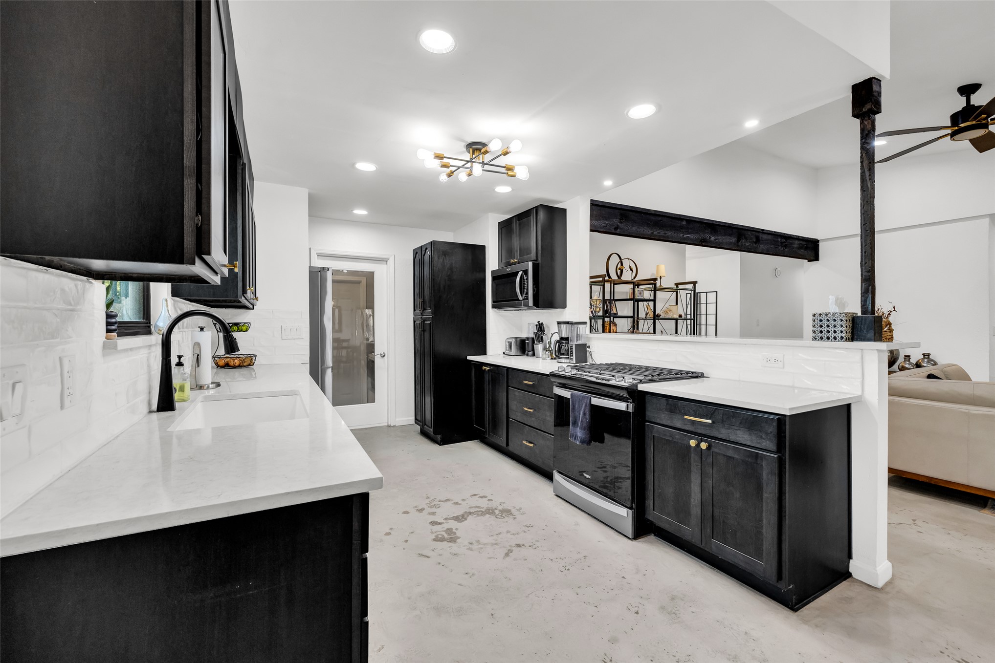 1382 Forest Lane Catoosa OK 74015