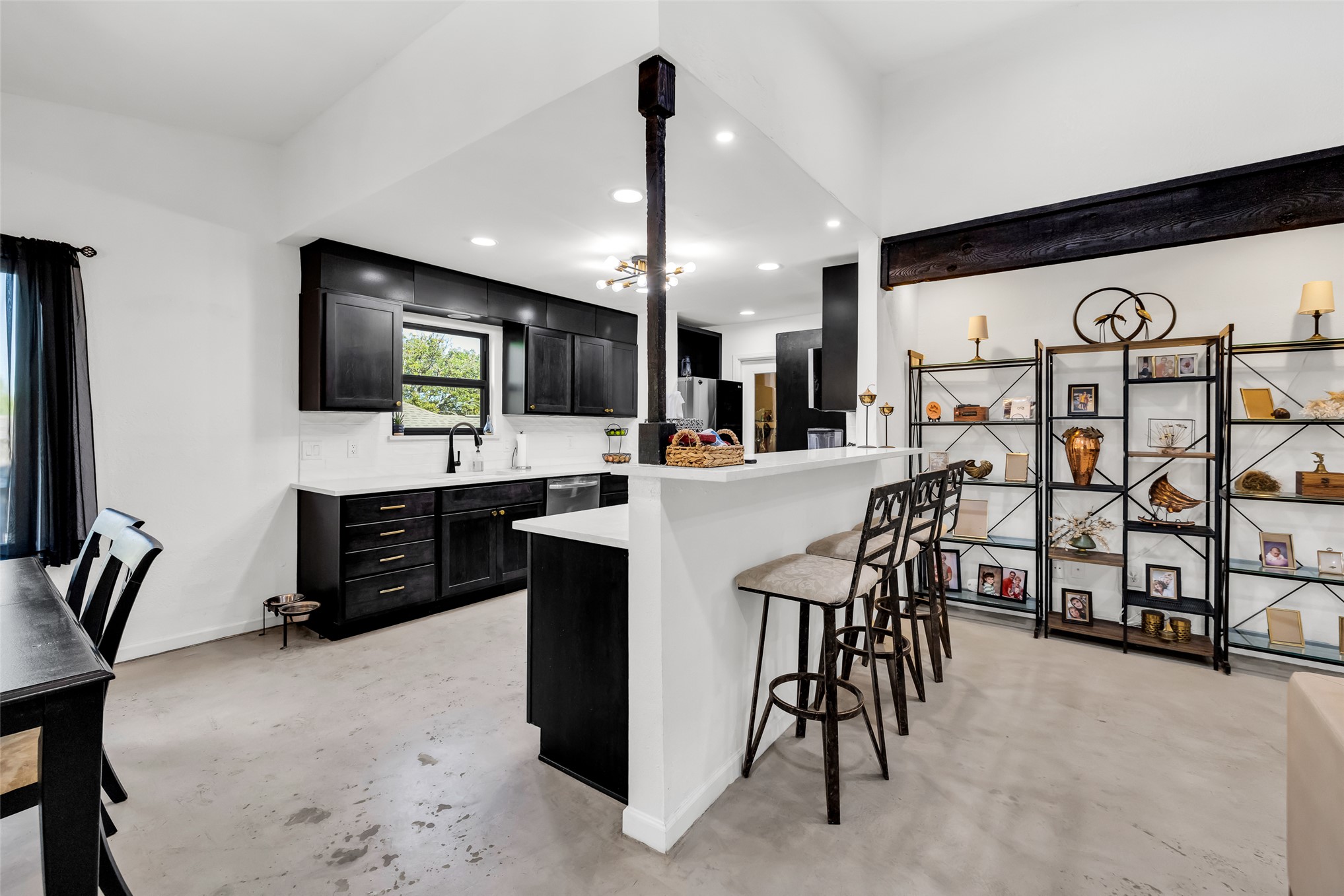 1382 Forest Lane Catoosa OK 74015