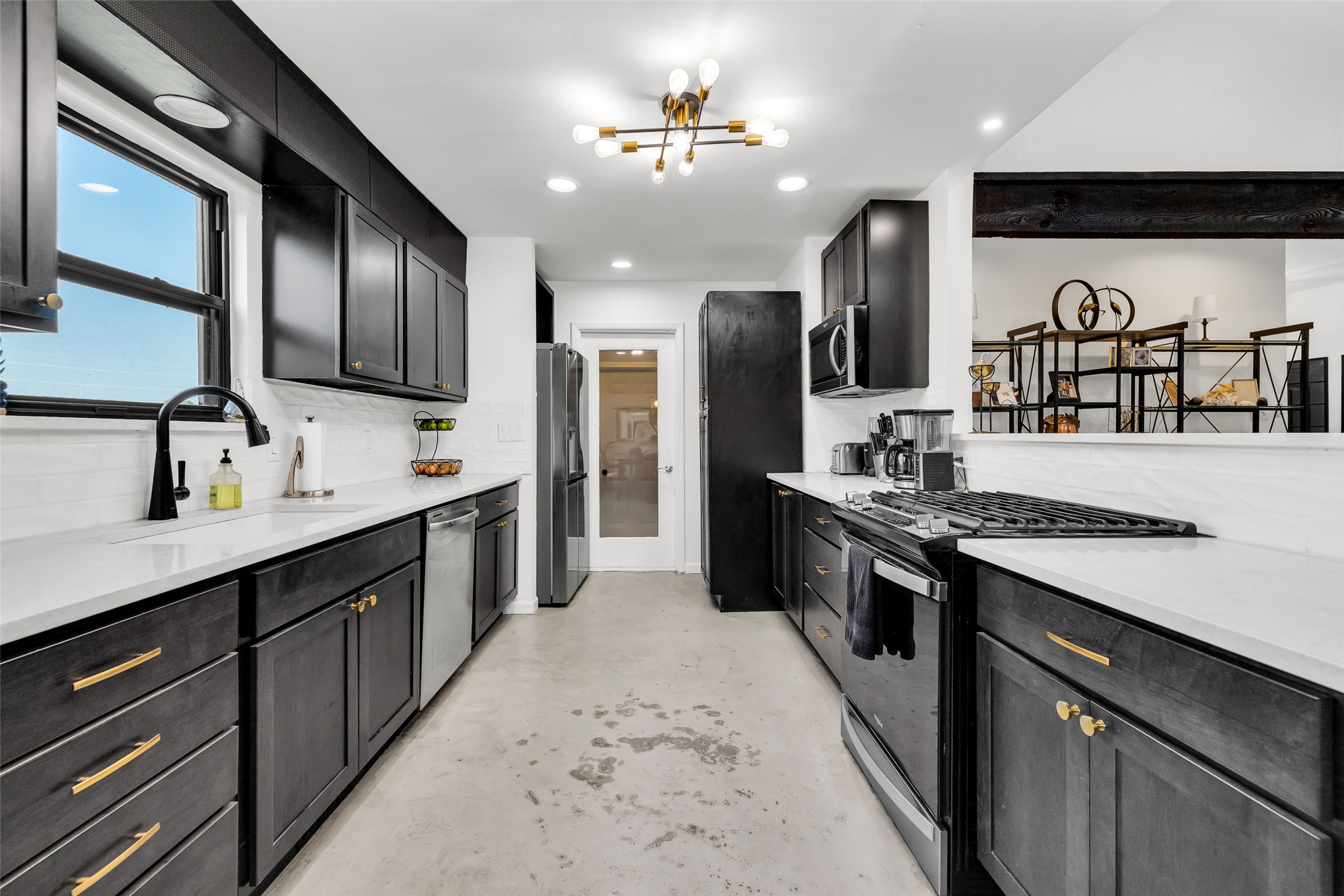 1382 Forest Lane Catoosa OK 74015