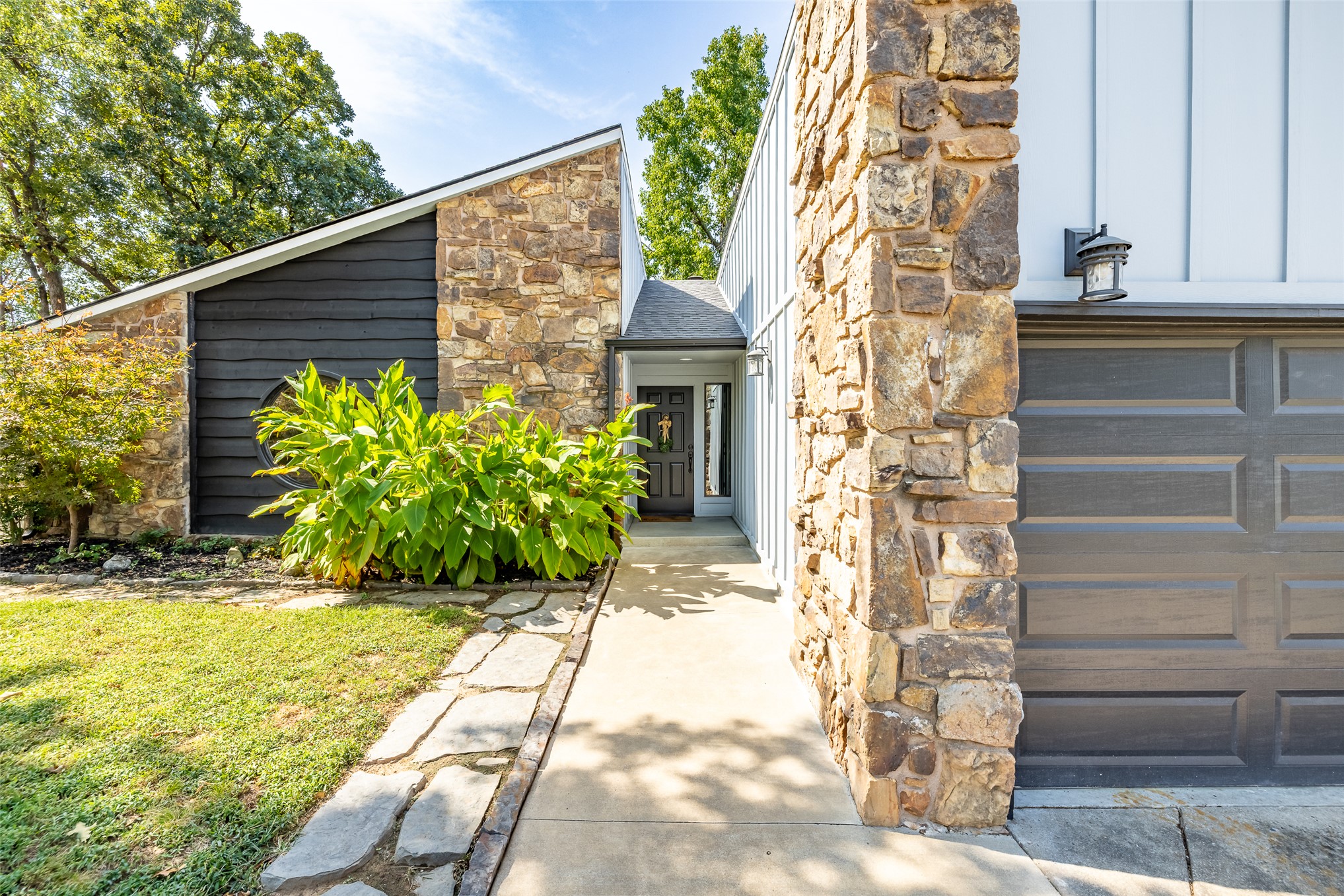 1382 Forest Lane Catoosa OK 74015