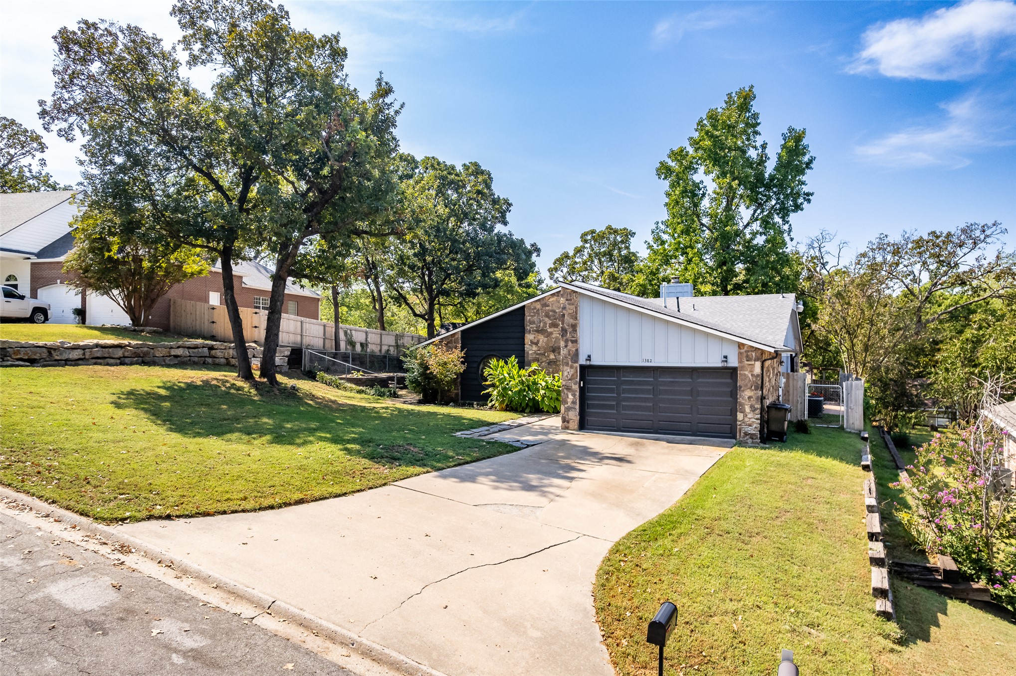 1382 Forest Lane Catoosa OK 74015