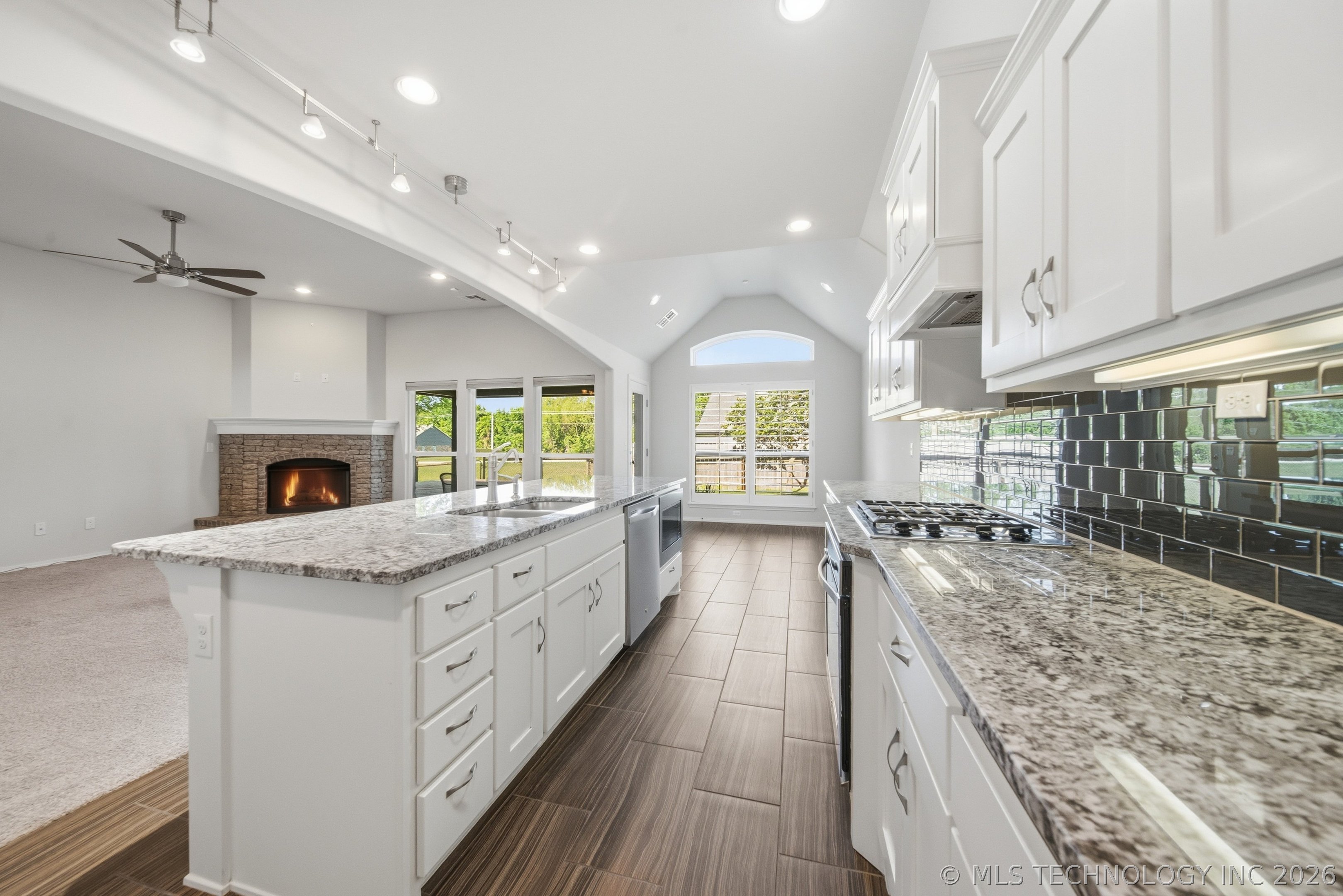 3730 S 13th Place Broken Arrow OK 74011