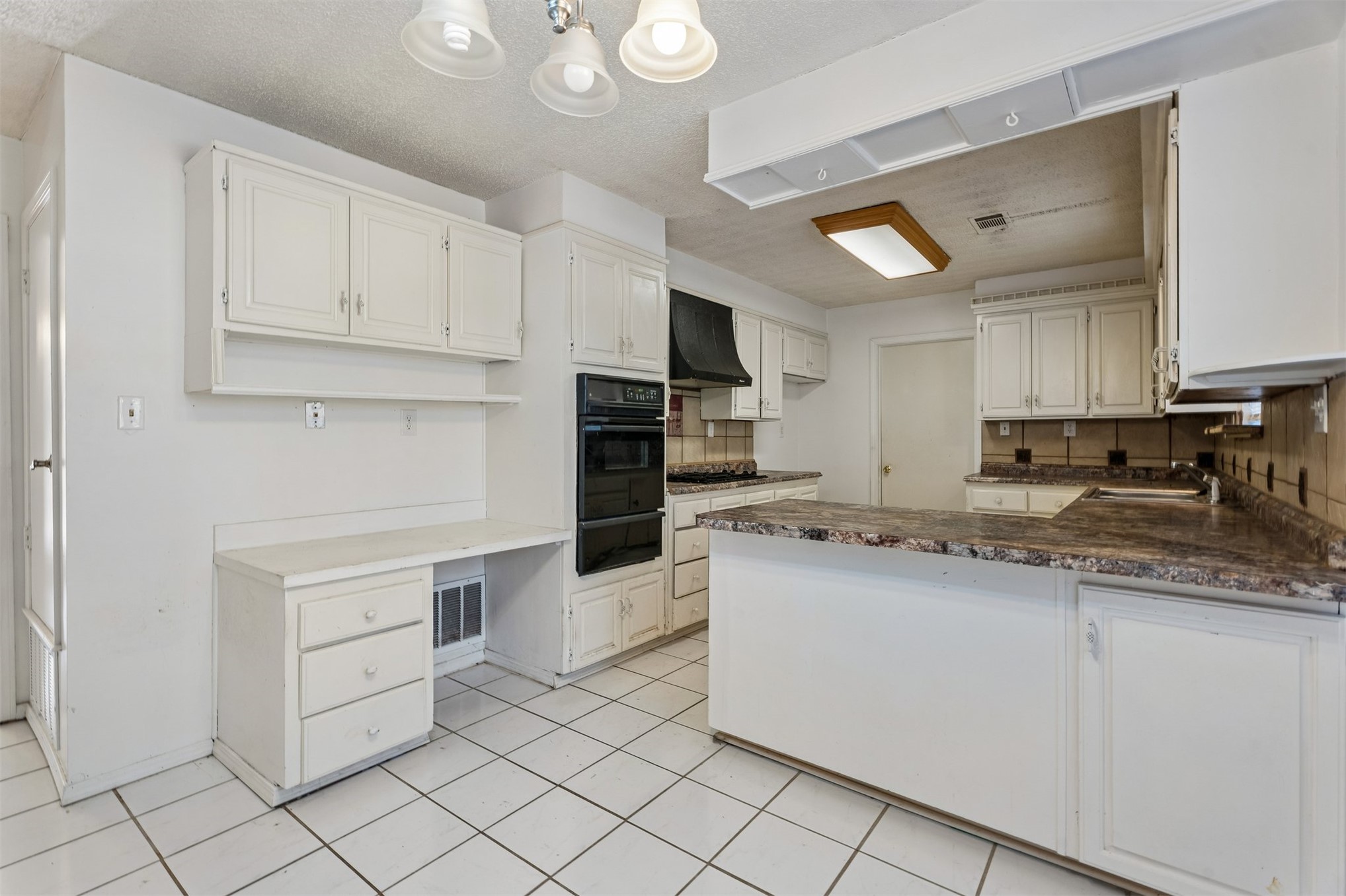 913 Sandstone Avenue Bartlesville OK 74006