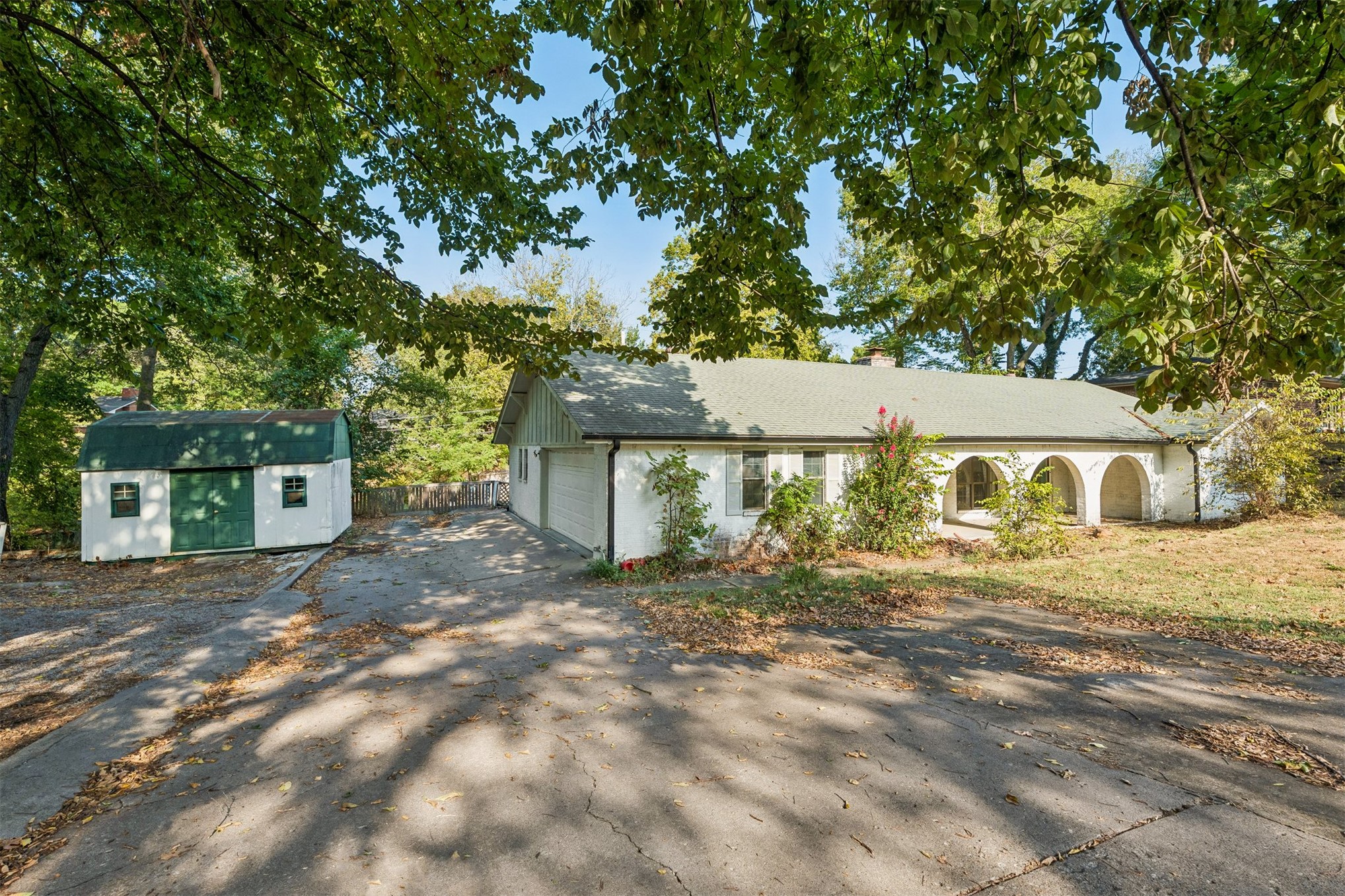 913 Sandstone Avenue Bartlesville OK 74006