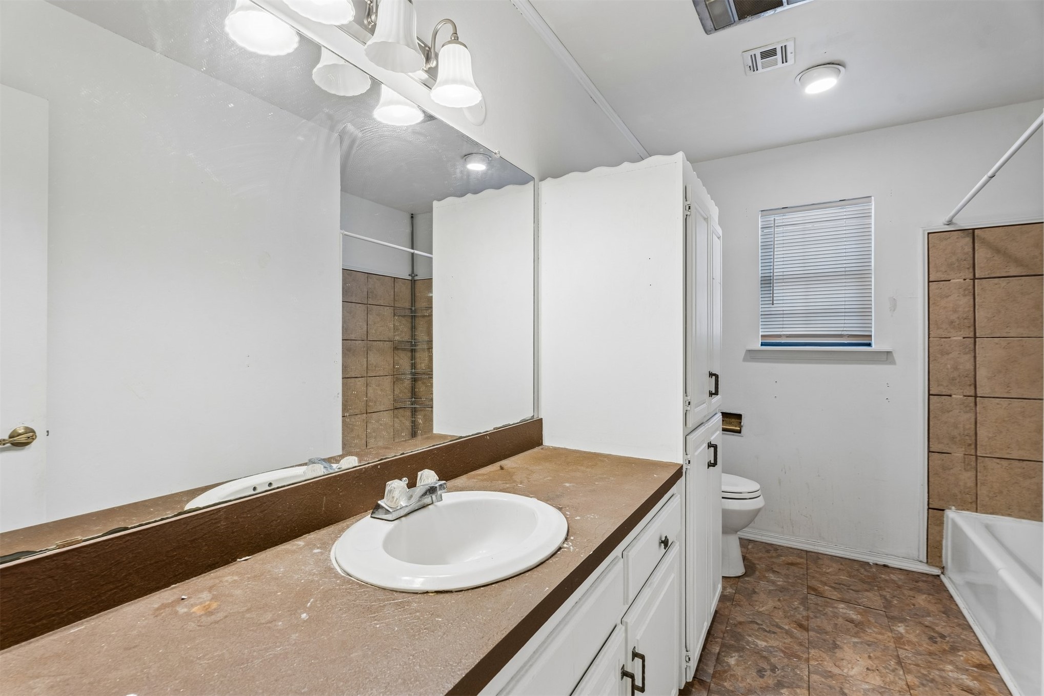 913 Sandstone Avenue Bartlesville OK 74006