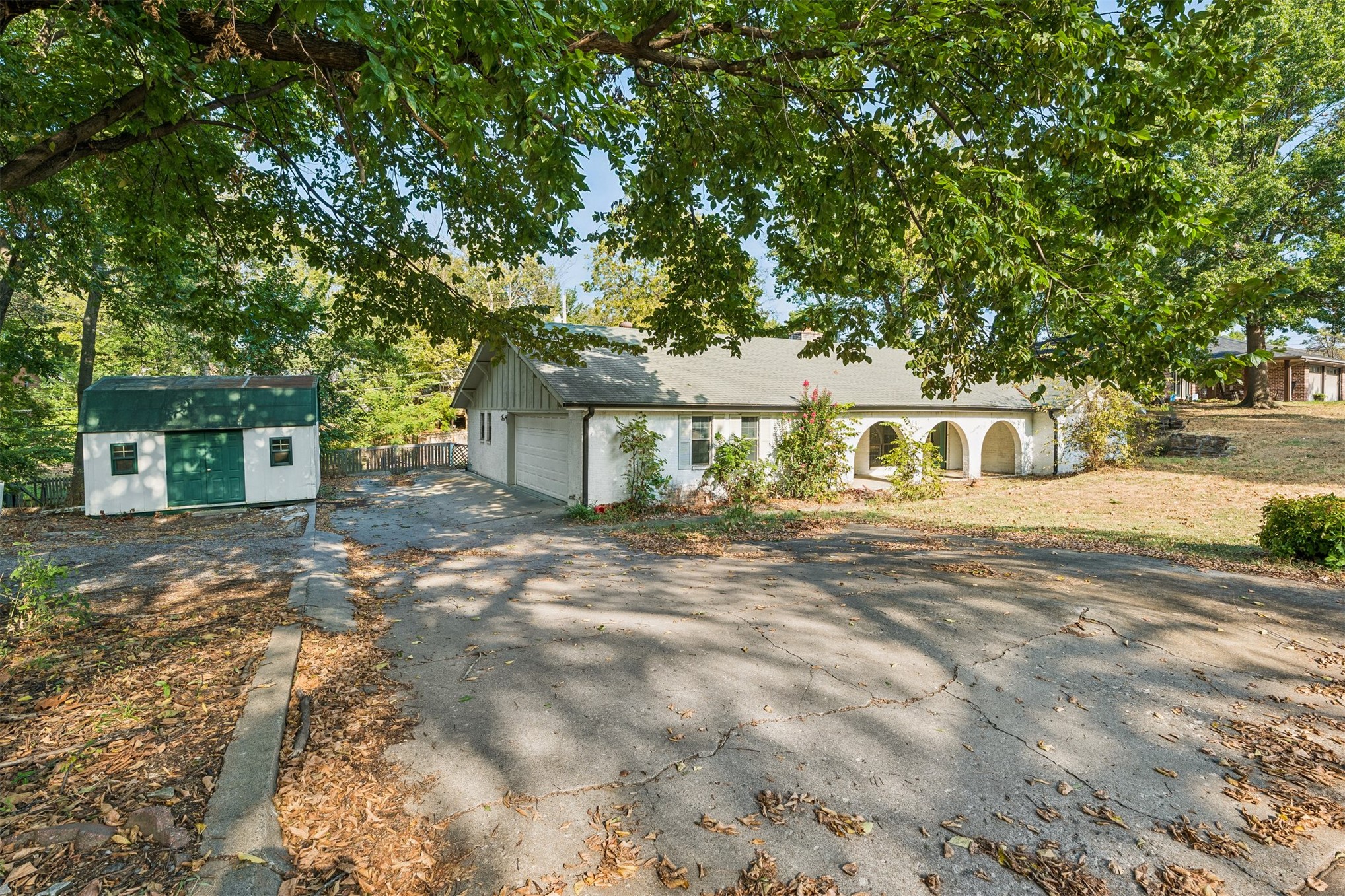 913 Sandstone Avenue Bartlesville OK 74006