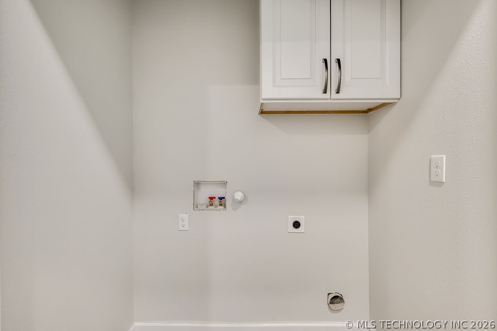2209 E 31st Place Tulsa OK 74110