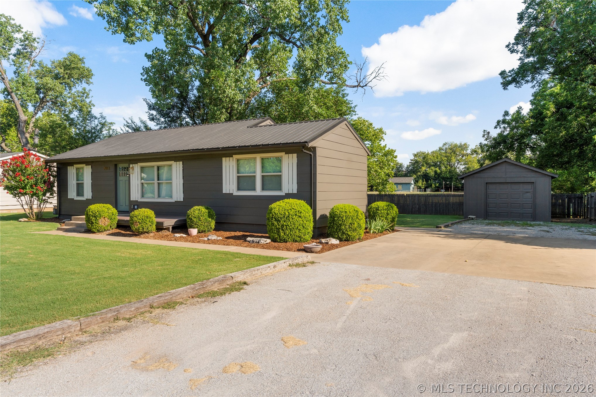 7913 E 129th Street Bixby OK 74008