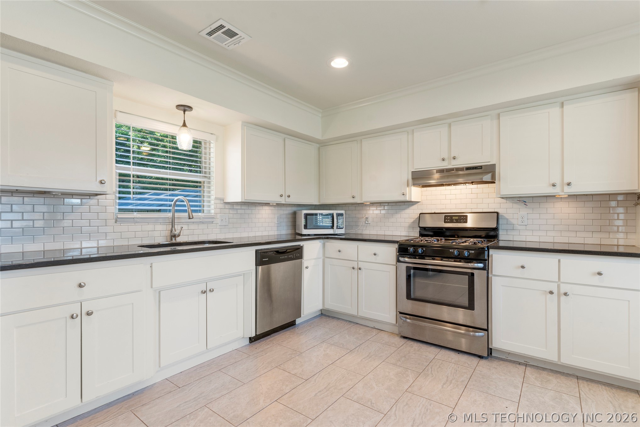7913 E 129th Street Bixby OK 74008