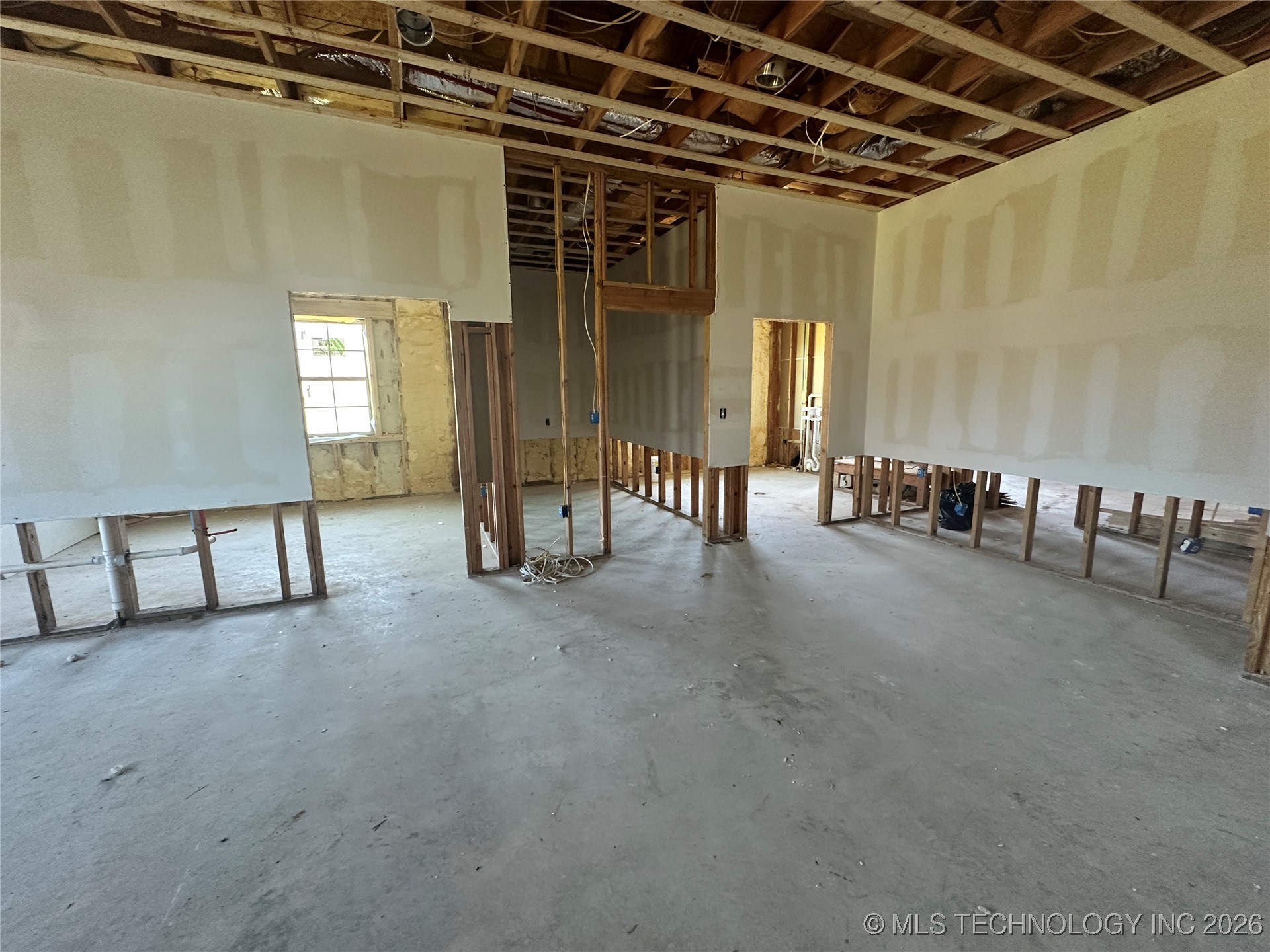 1860 W Bumpass Hendrix OK 74741
