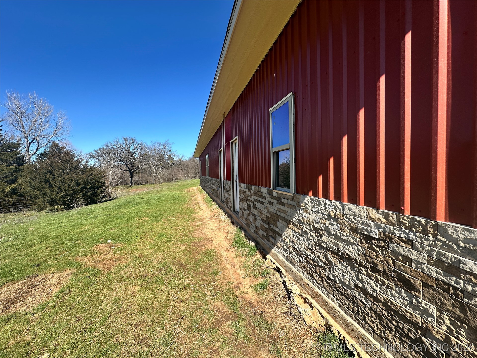 1860 W Bumpass Hendrix OK 74741