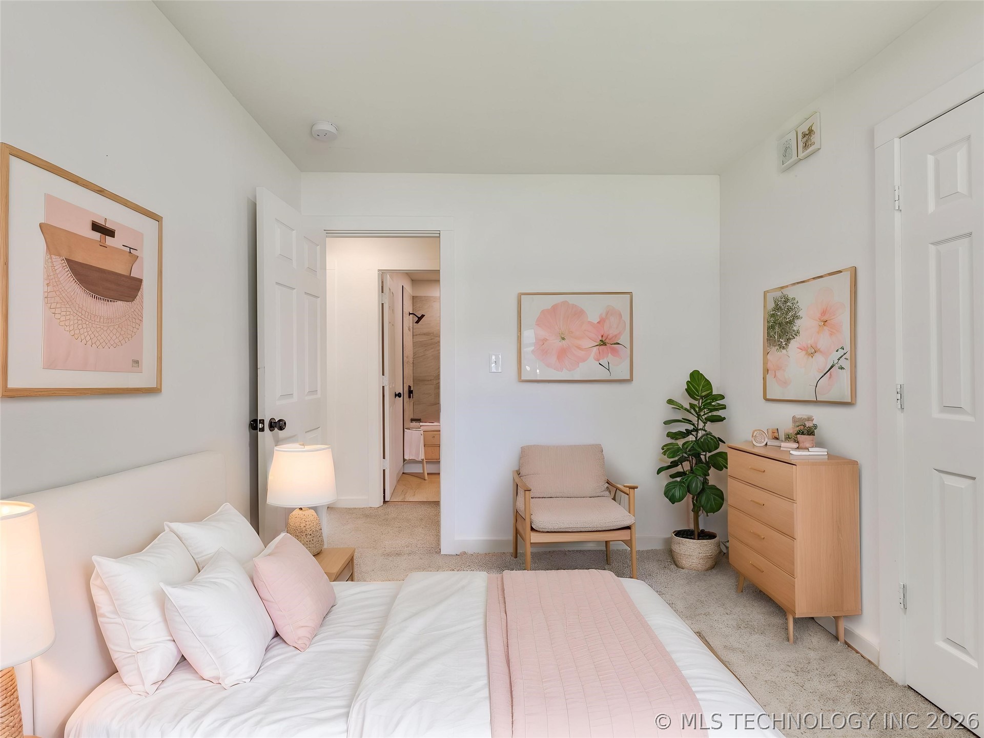 338 W 47th Place Tulsa OK 74126