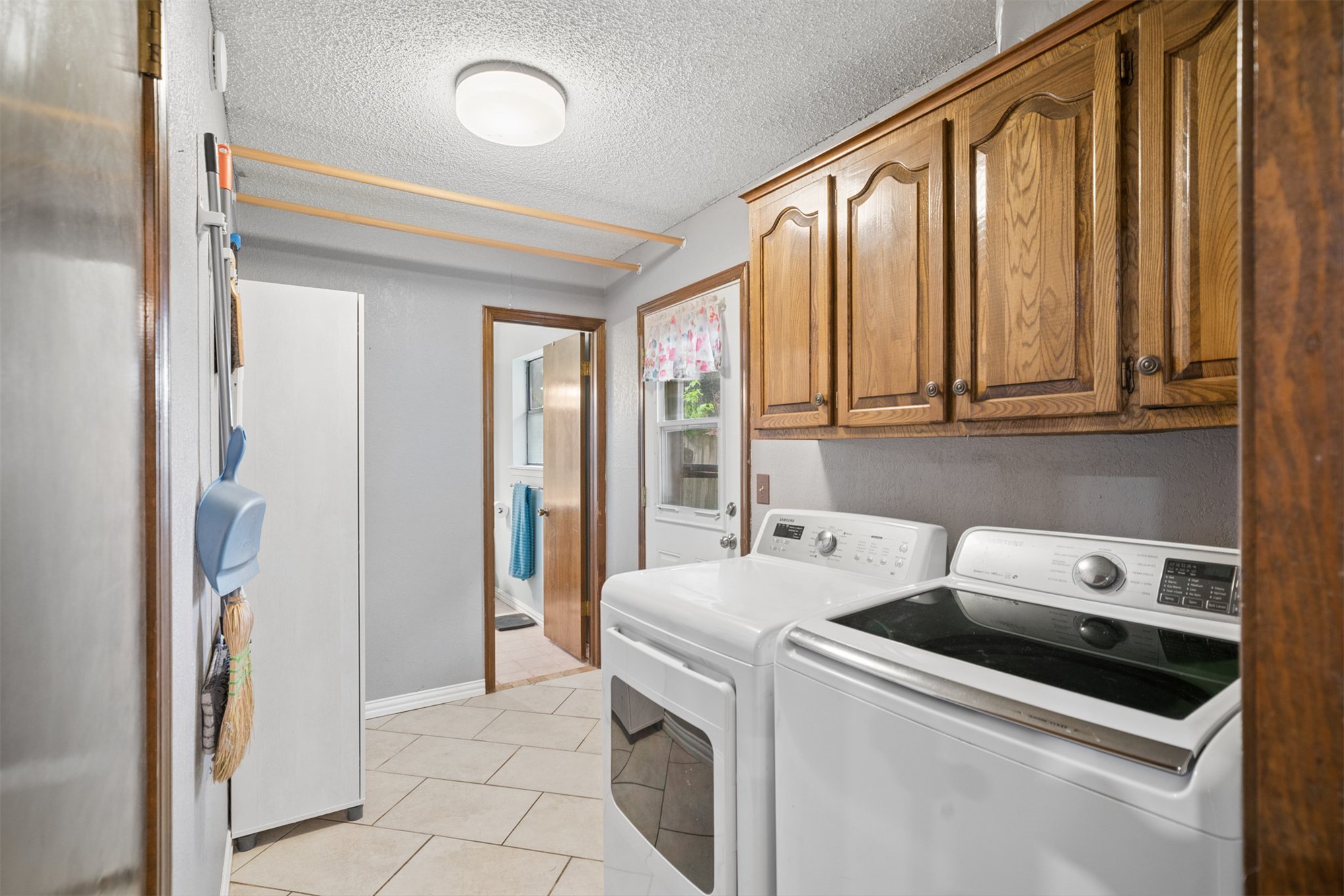208 N Hemlock Avenue Broken Arrow OK 74012