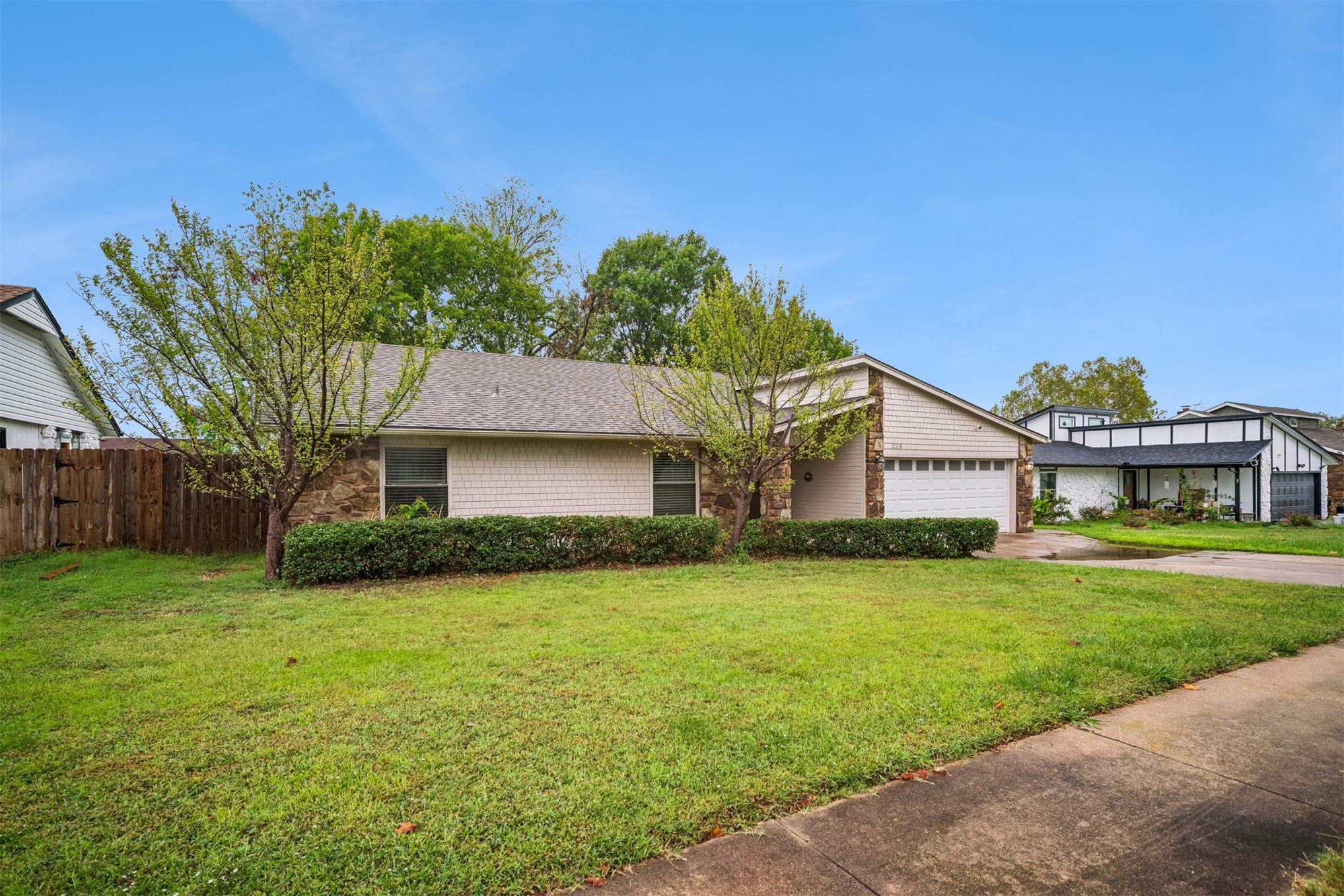 208 N Hemlock Avenue Broken Arrow OK 74012