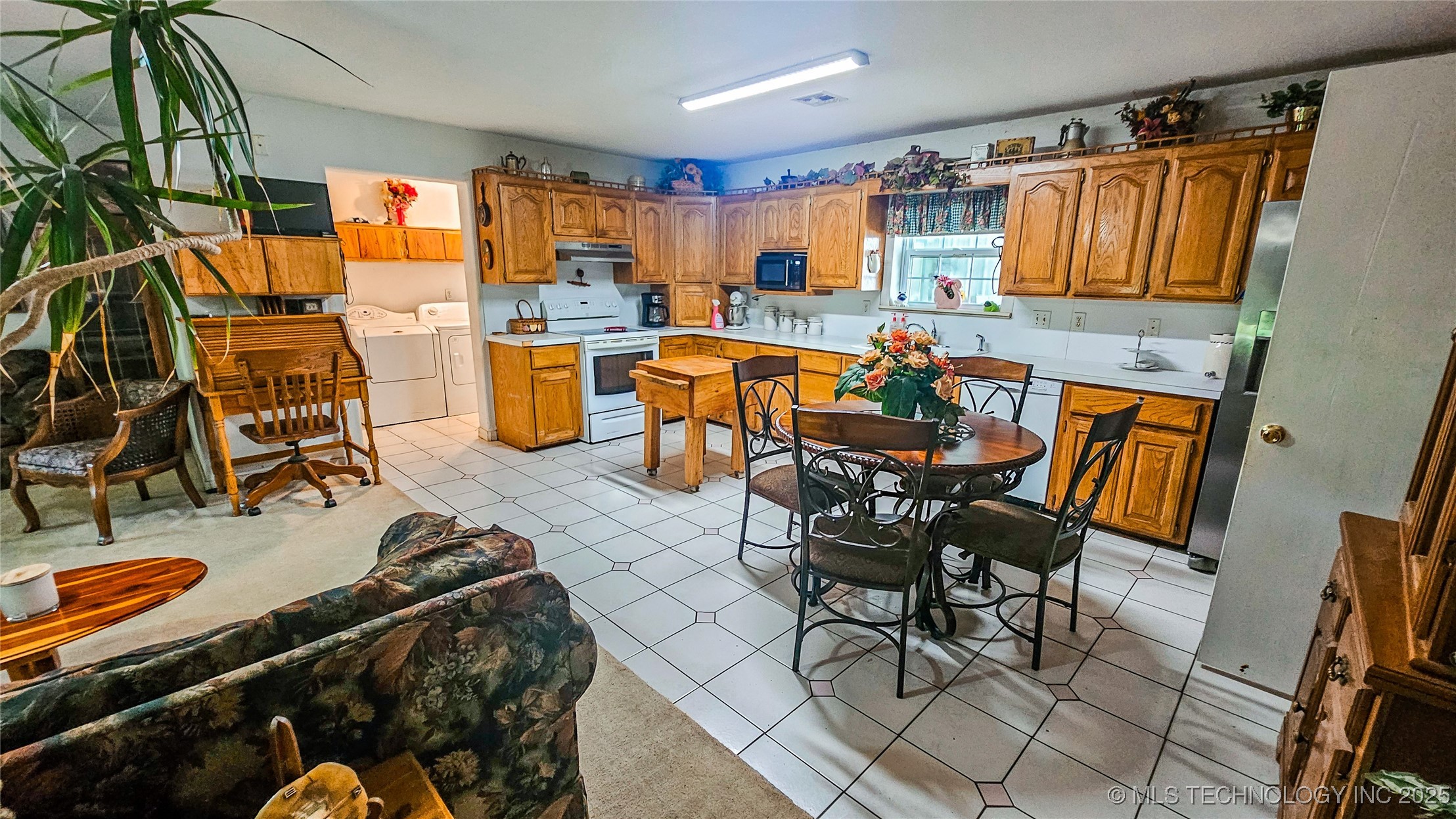 421975 E 1155 Road Eufaula OK 74432