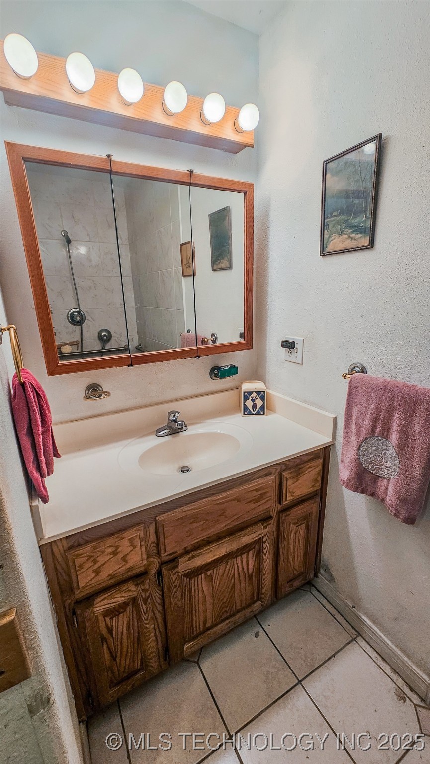 421975 E 1155 Road Eufaula OK 74432