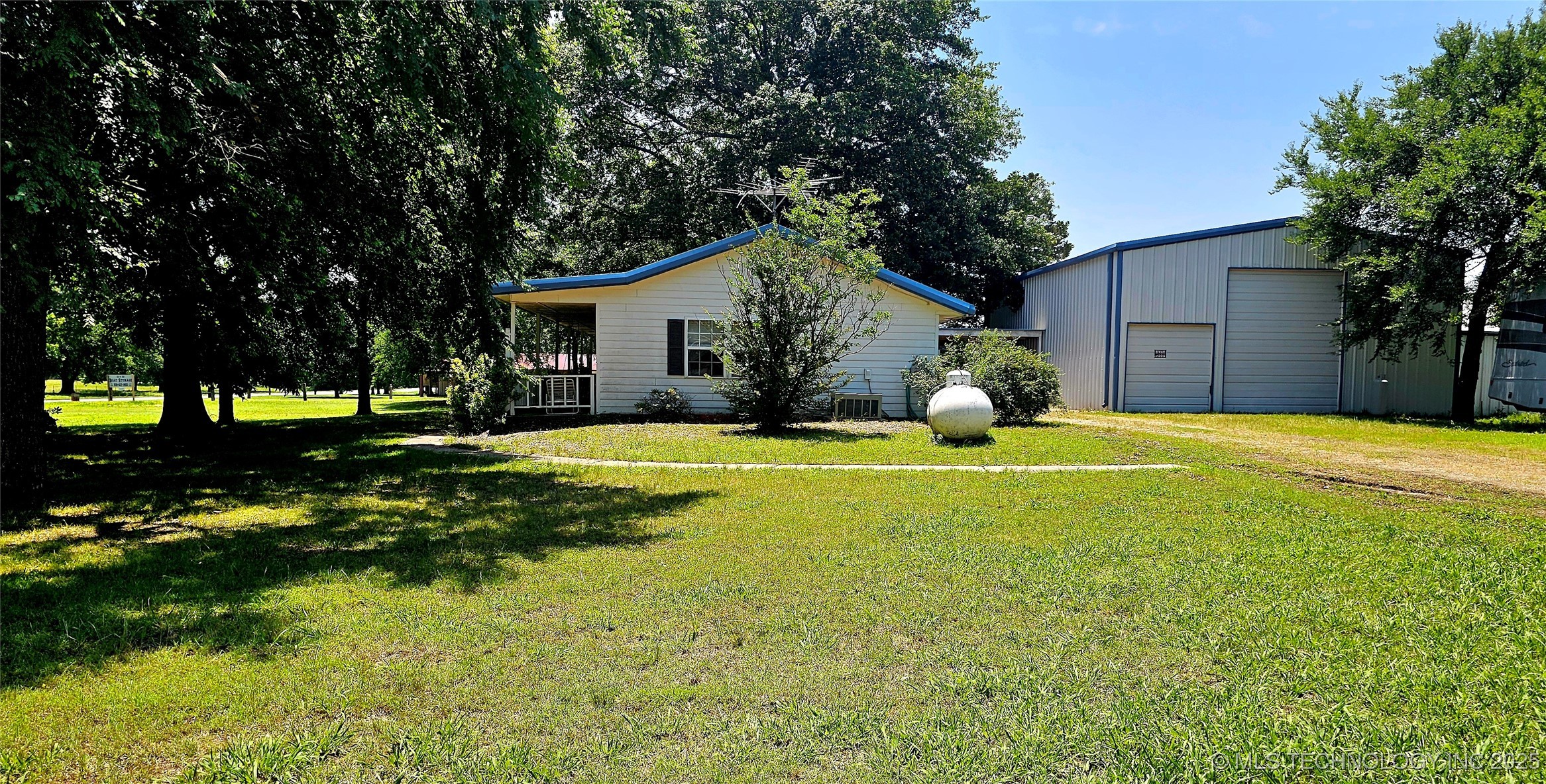 421975 E 1155 Road Eufaula OK 74432