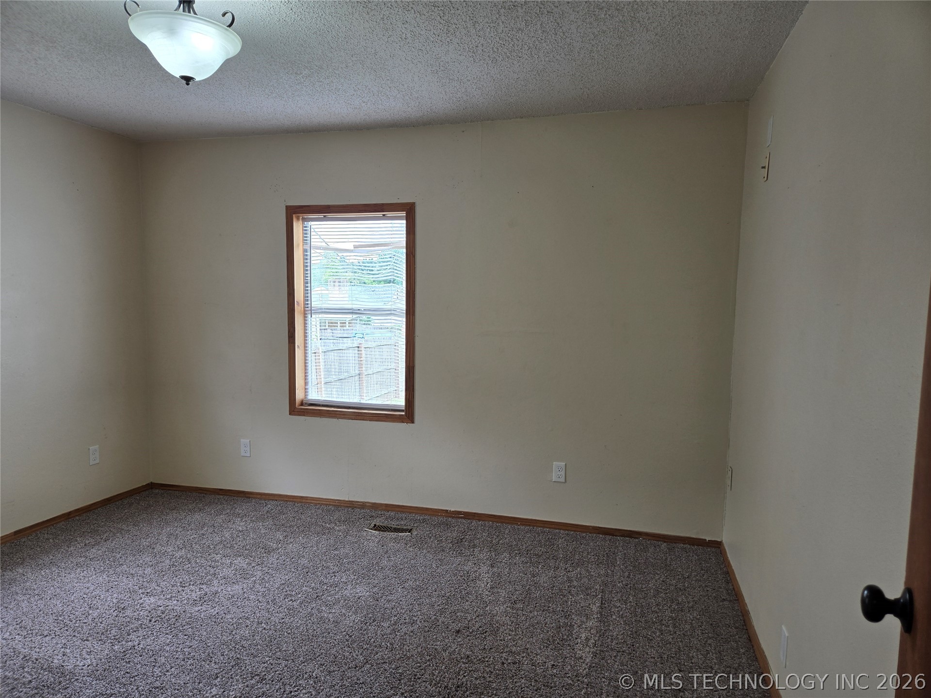 1629 S Keeler Avenue Bartlesville OK 74003